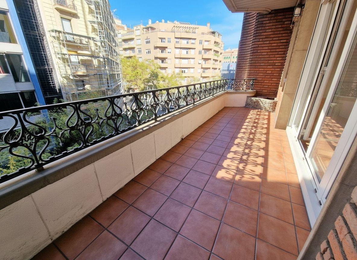 Piso – Barcelona 175.00 m2 photo4