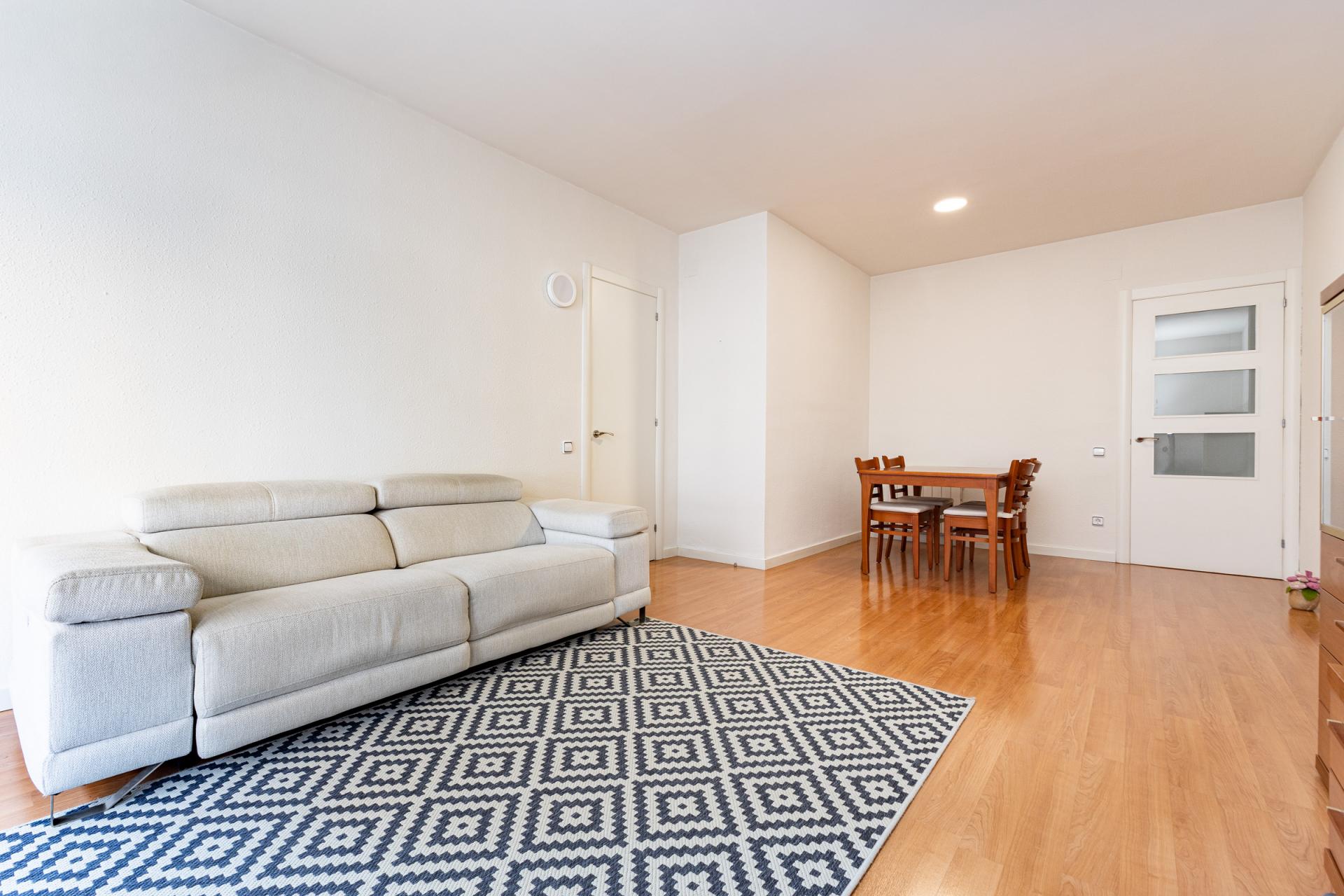 Piso – Barcelona 102.00 m2 photo4