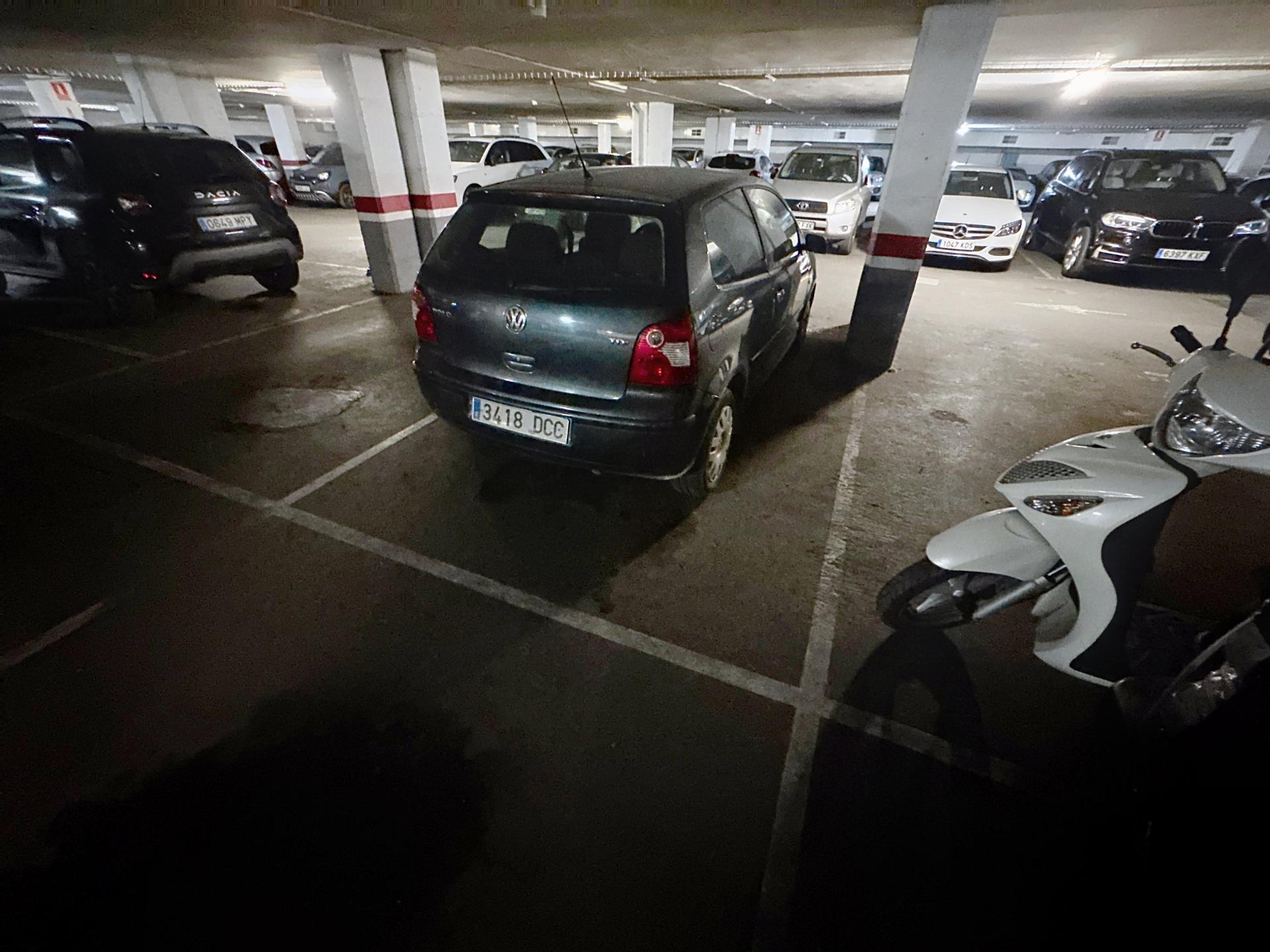 Plaza aparcamiento – Barcelona  m2