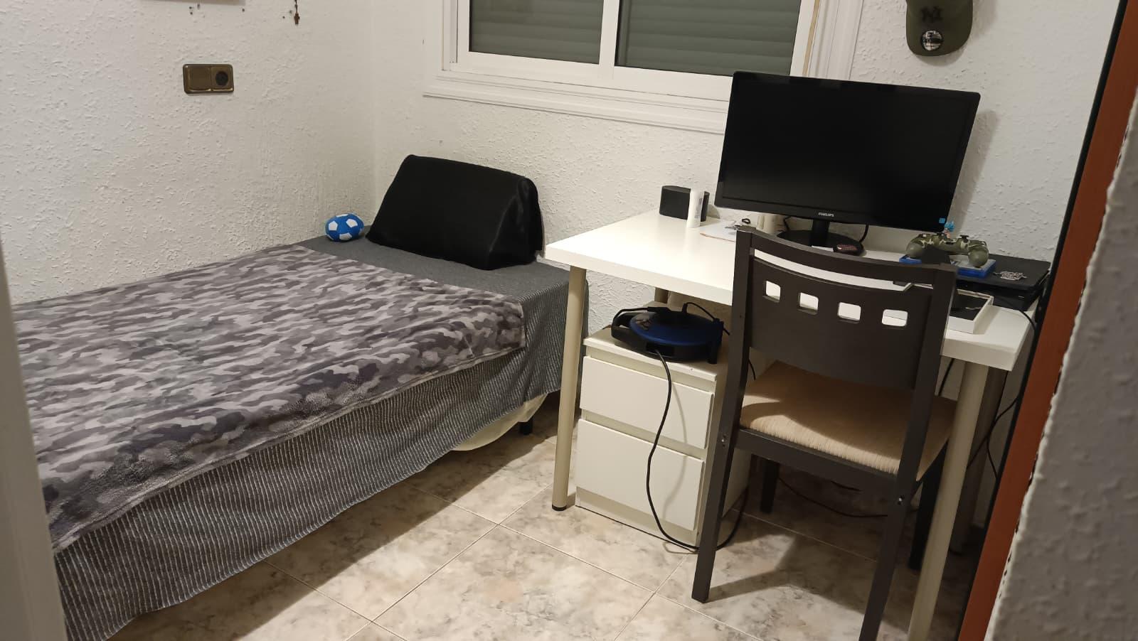 Piso – Cornellà de Llobregat 50.00 m2 photo15