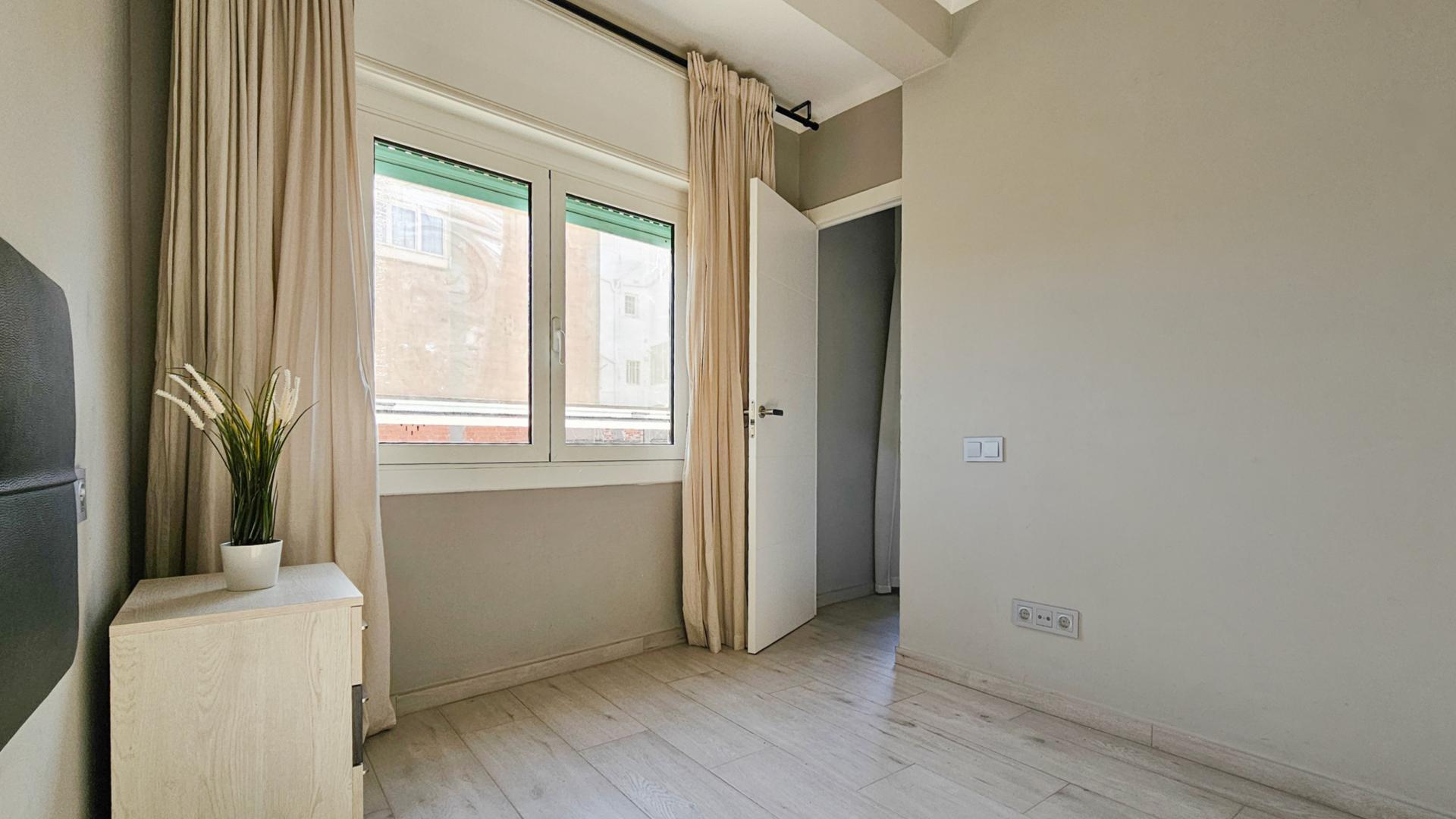 Piso – Barcelona 48.00 m2 photo24