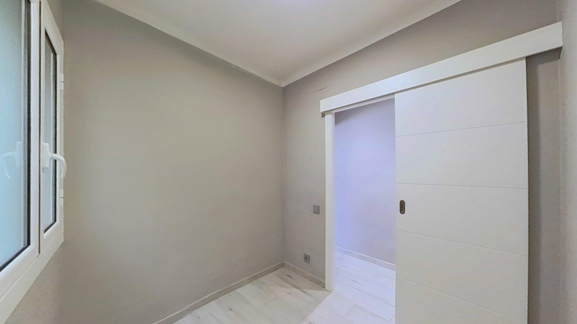 Piso – Barcelona 48.00 m2 photo10