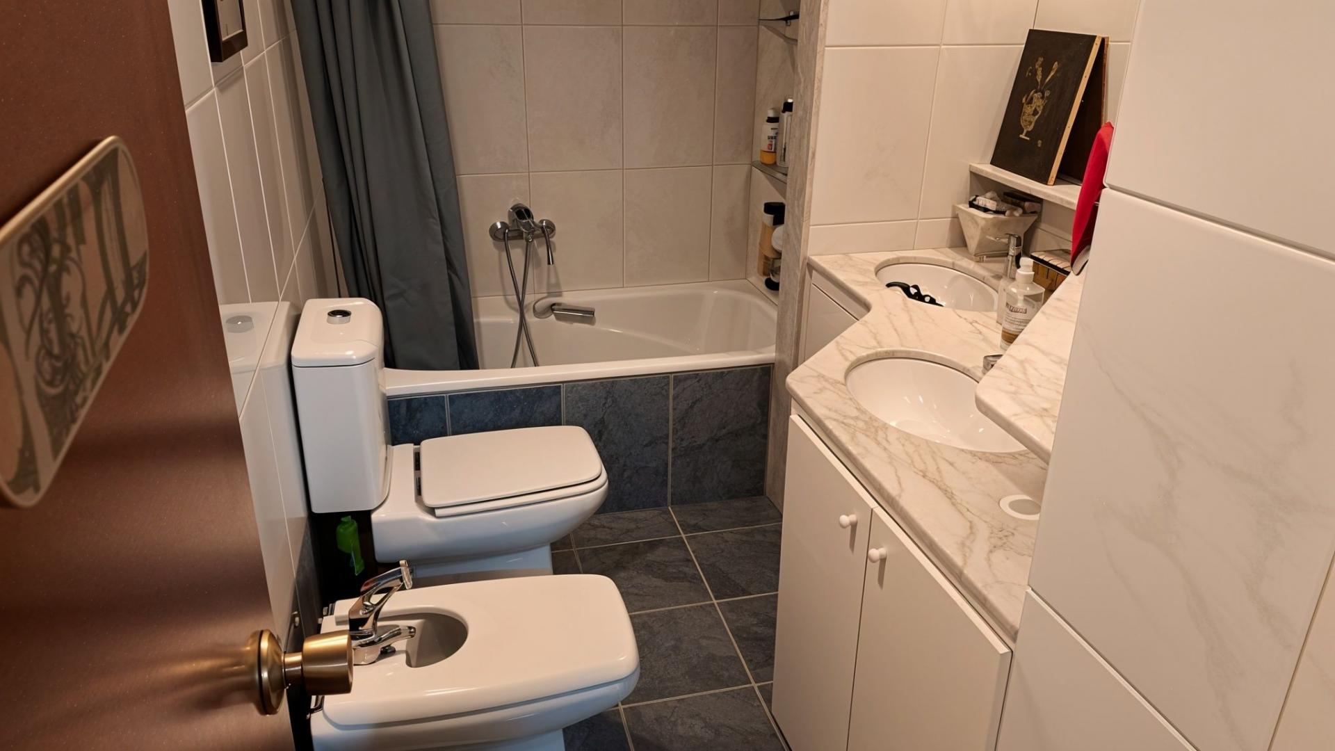 Piso – Barcelona 107.00 m2 photo23