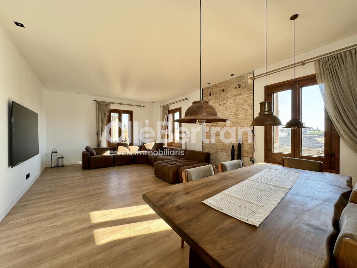 Piso – Barcelona 135.00 m2 photo2