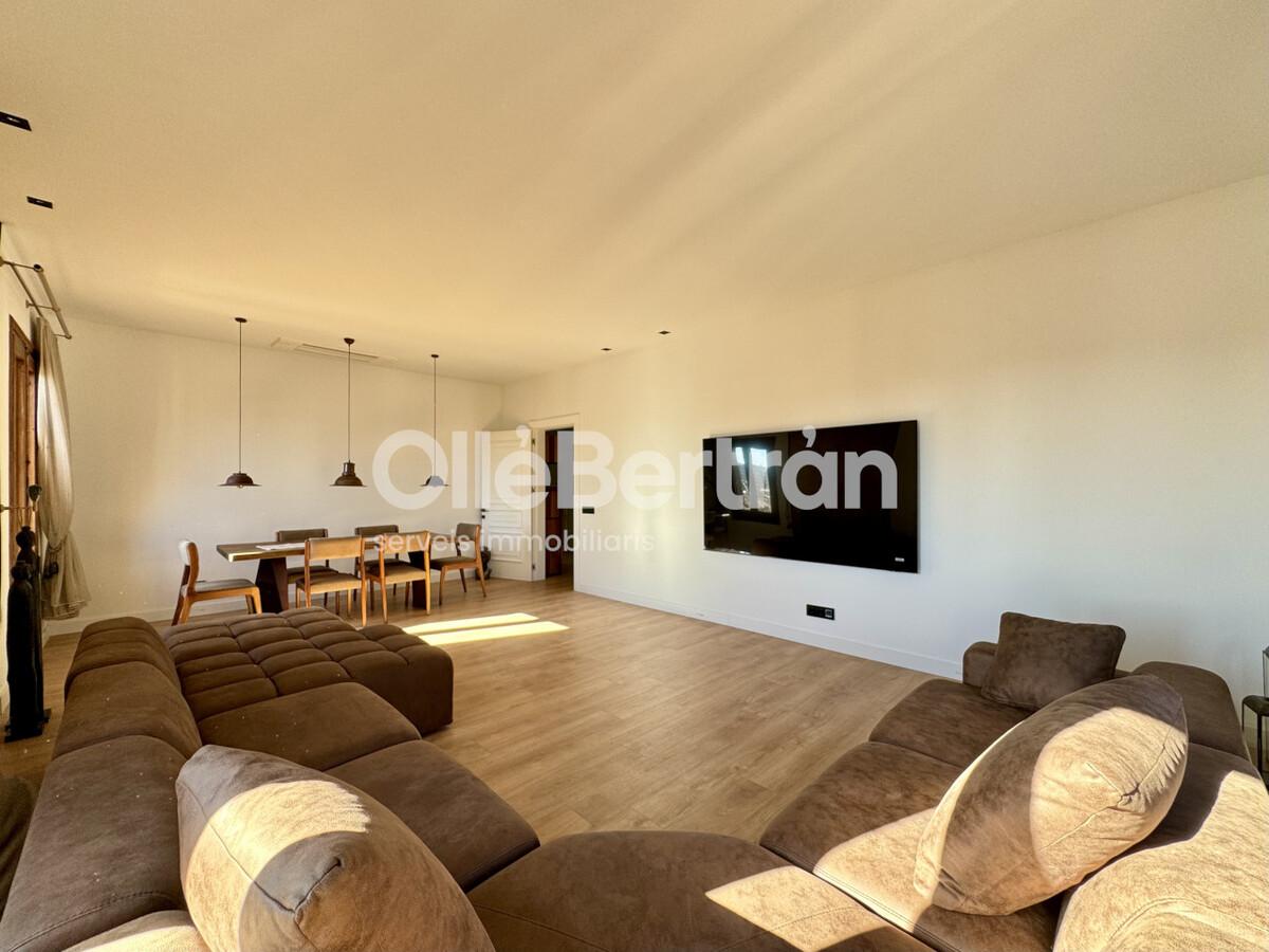 Piso – Barcelona 135.00 m2 photo10