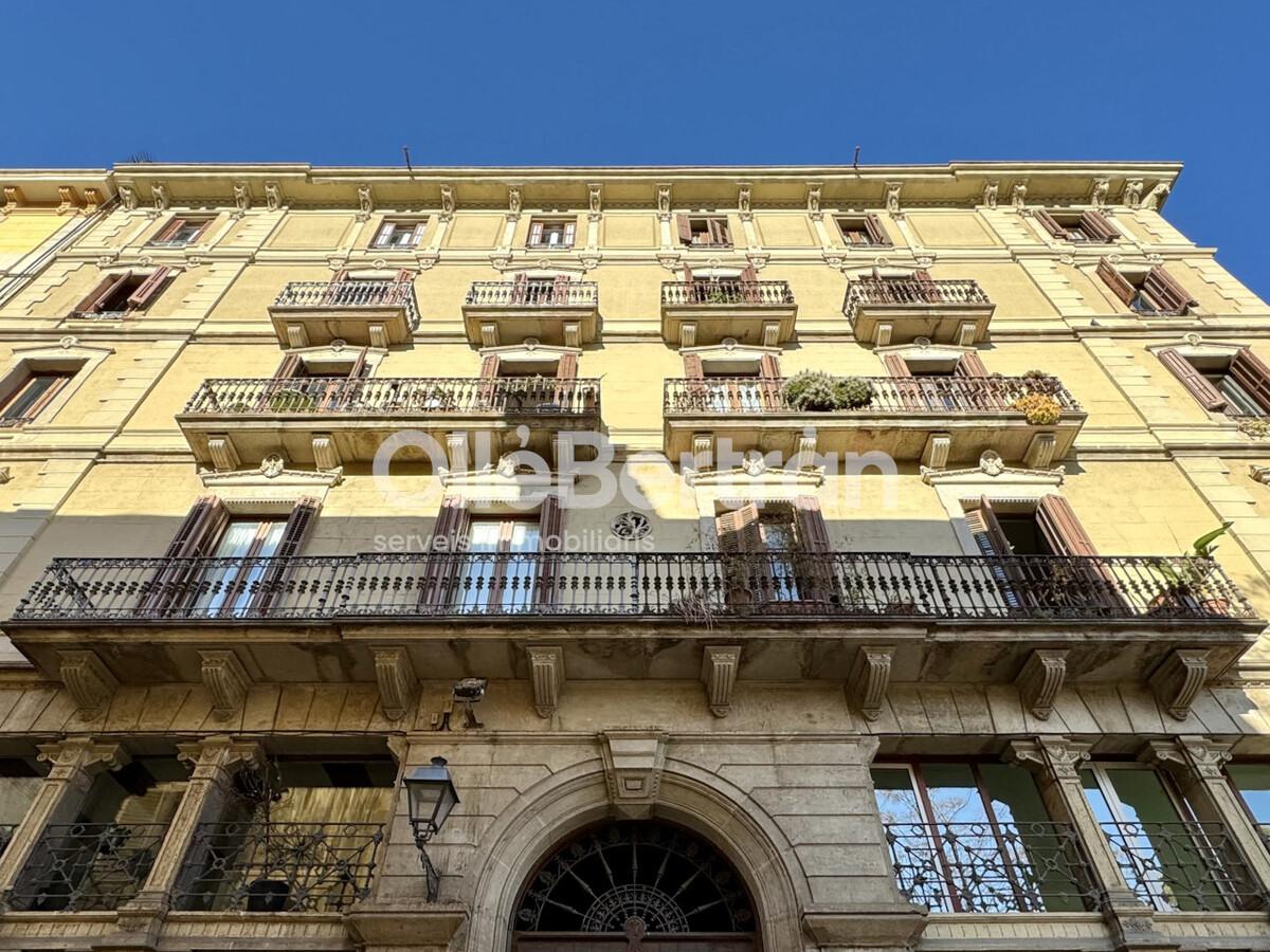 Piso – Barcelona 135.00 m2 photo15