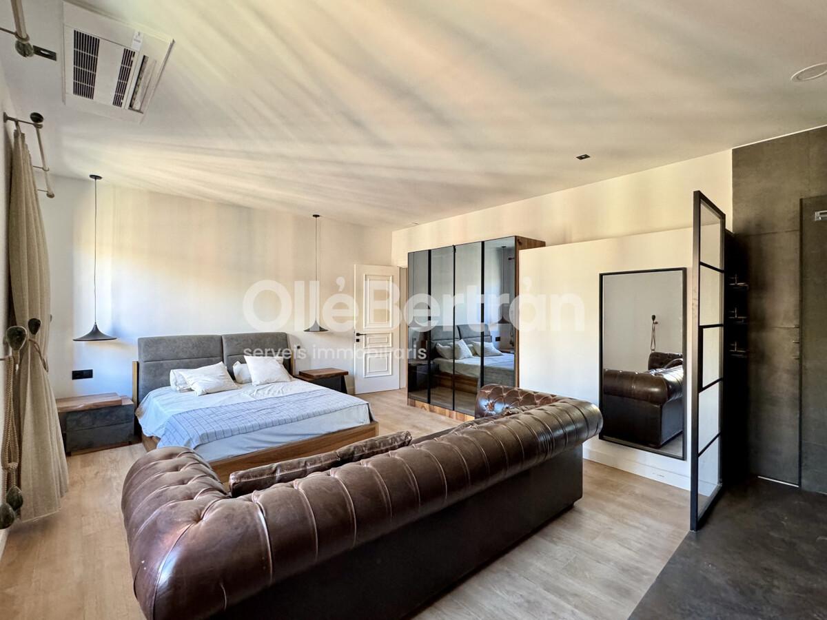 Piso – Barcelona 135.00 m2 photo47