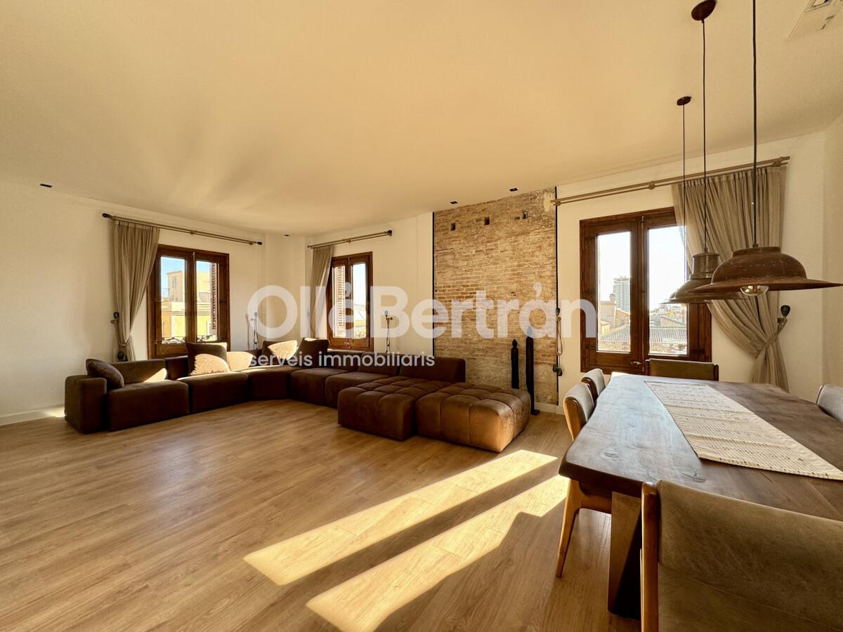 Piso – Barcelona 135.00 m2 photo11