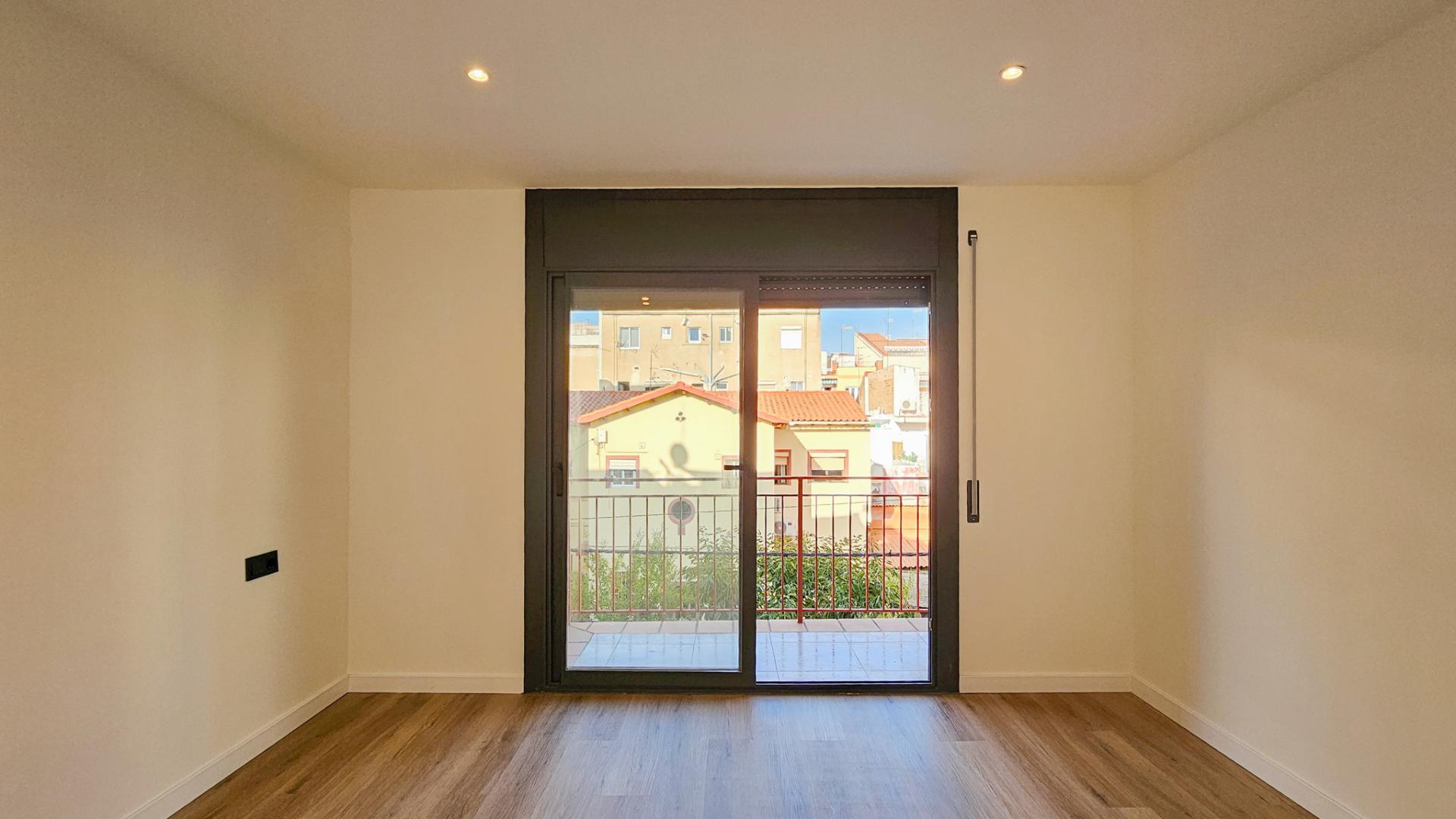 Piso – Cornellà de Llobregat 87.00 m2 photo5