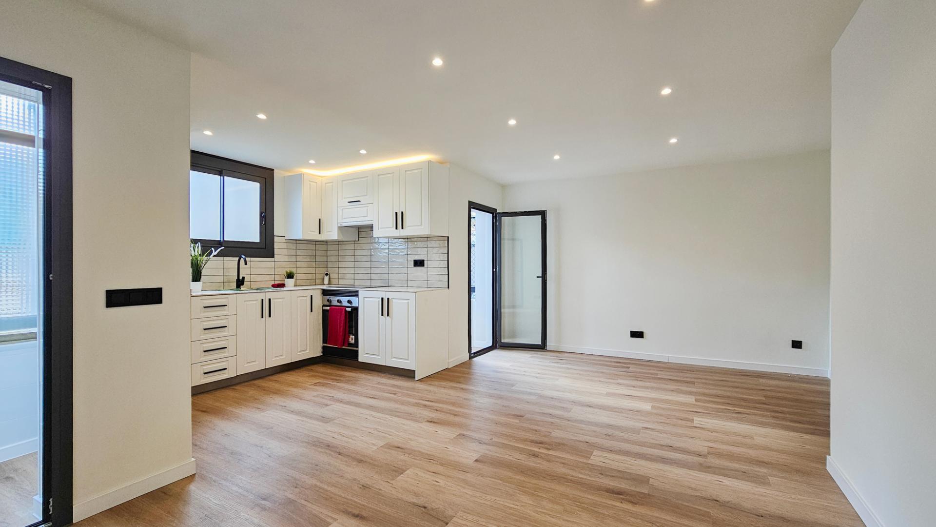 Piso – Cornellà de Llobregat 87.00 m2 photo14