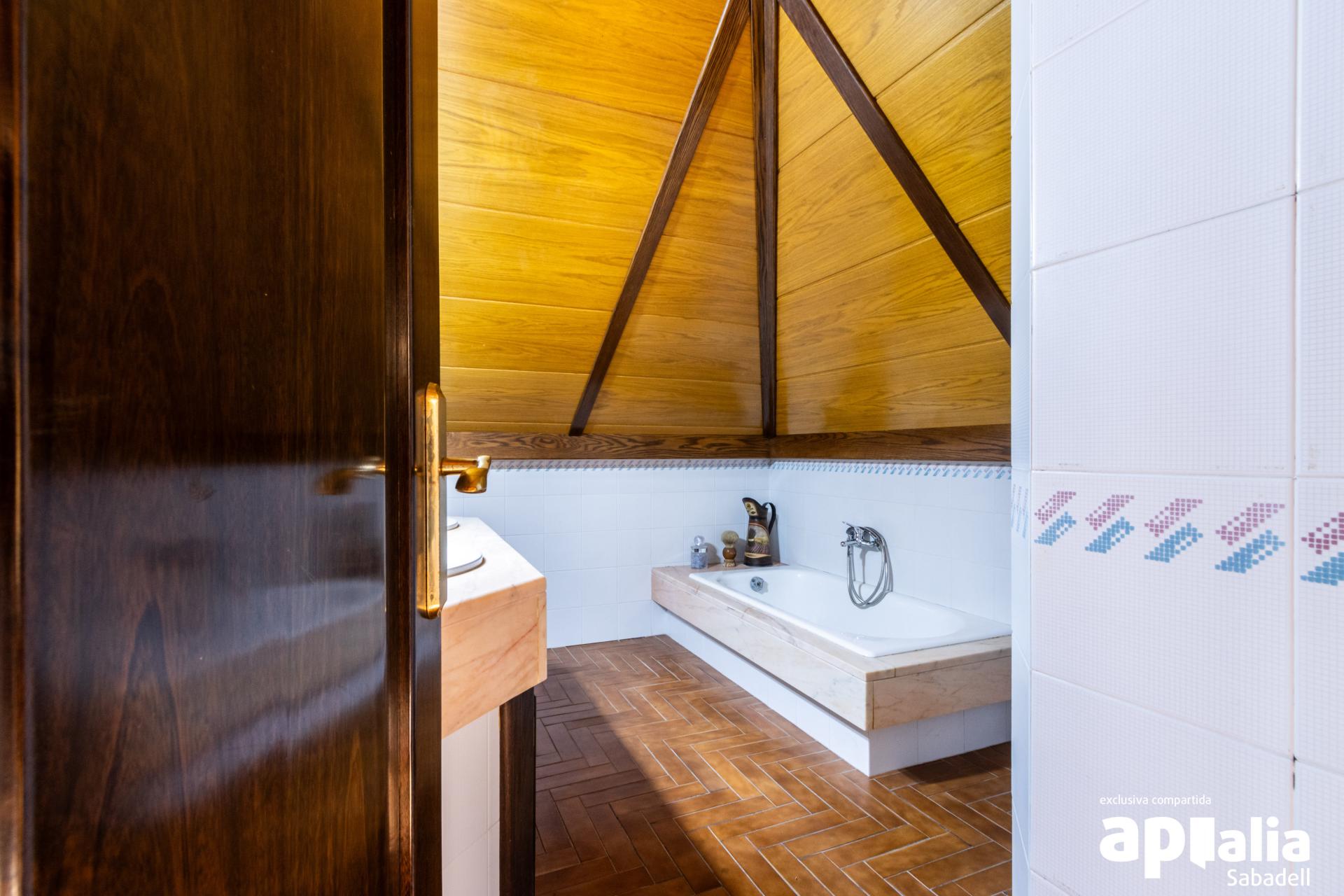 Unifamiliar aislada – Castellar del Vallès 333.00 m2 photo54