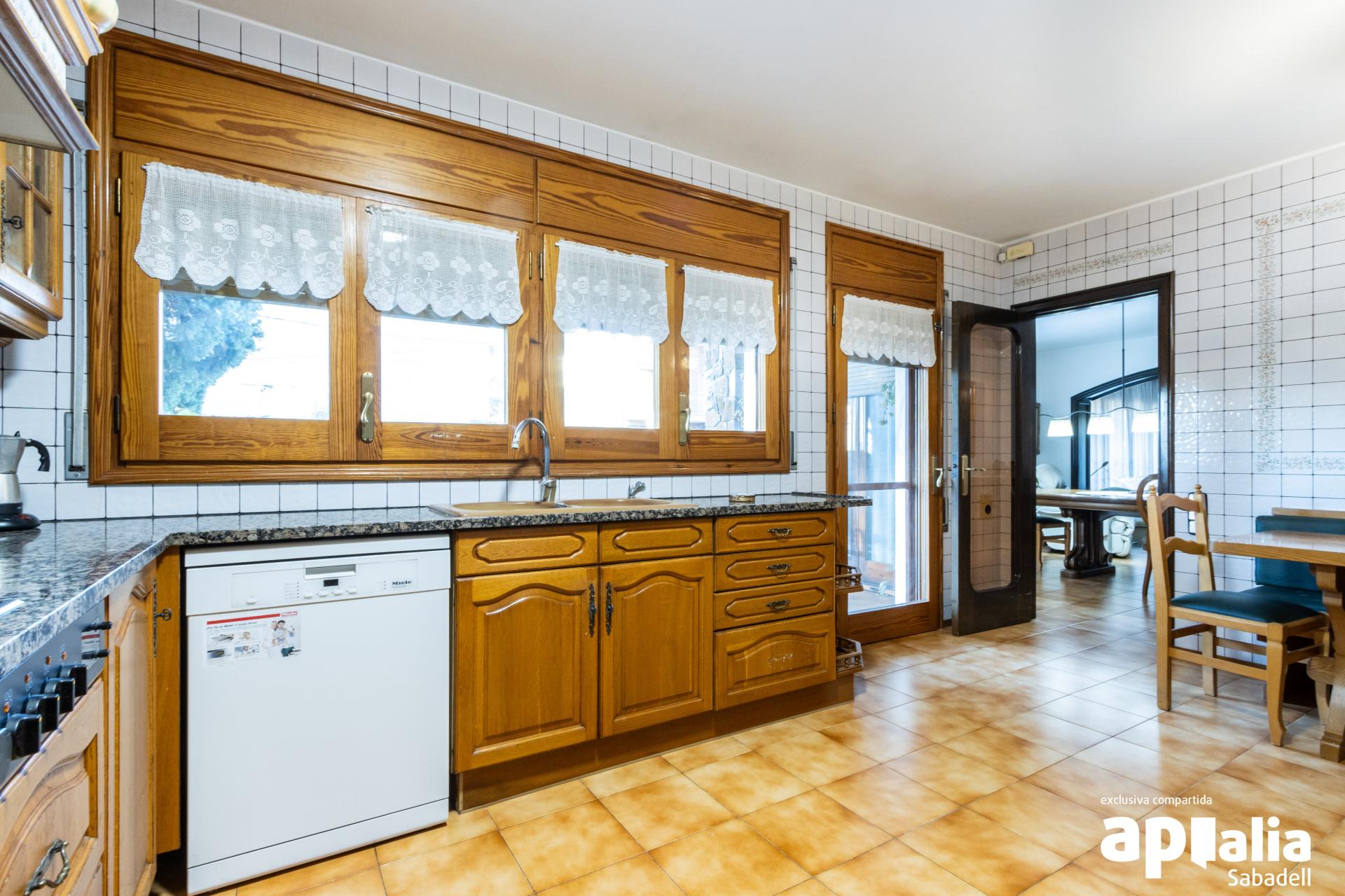 Unifamiliar aislada – Castellar del Vallès 333.00 m2 photo23