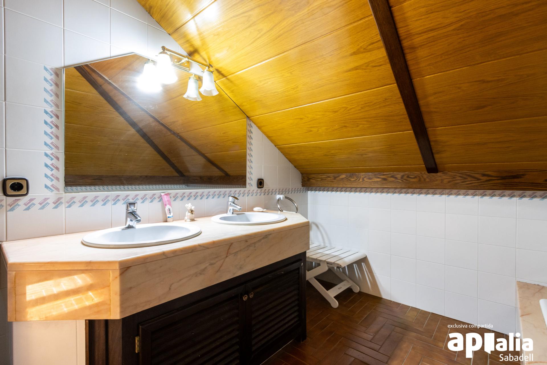 Unifamiliar aislada – Castellar del Vallès 333.00 m2 photo55