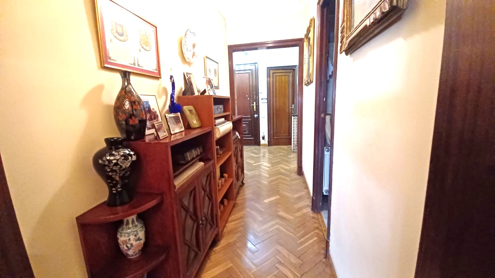 Piso – Barcelona 128.00 m2 photo15