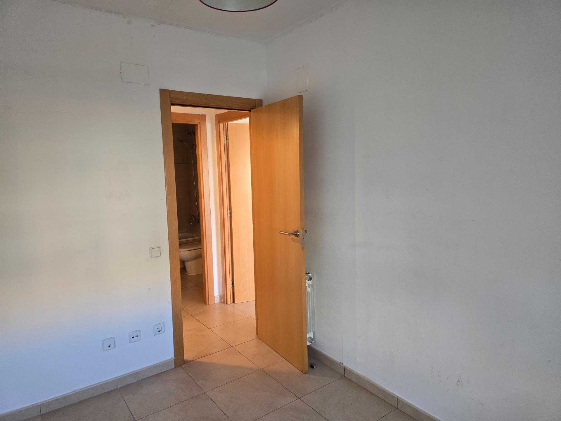 Piso – Sabadell 77.00 m2 photo31
