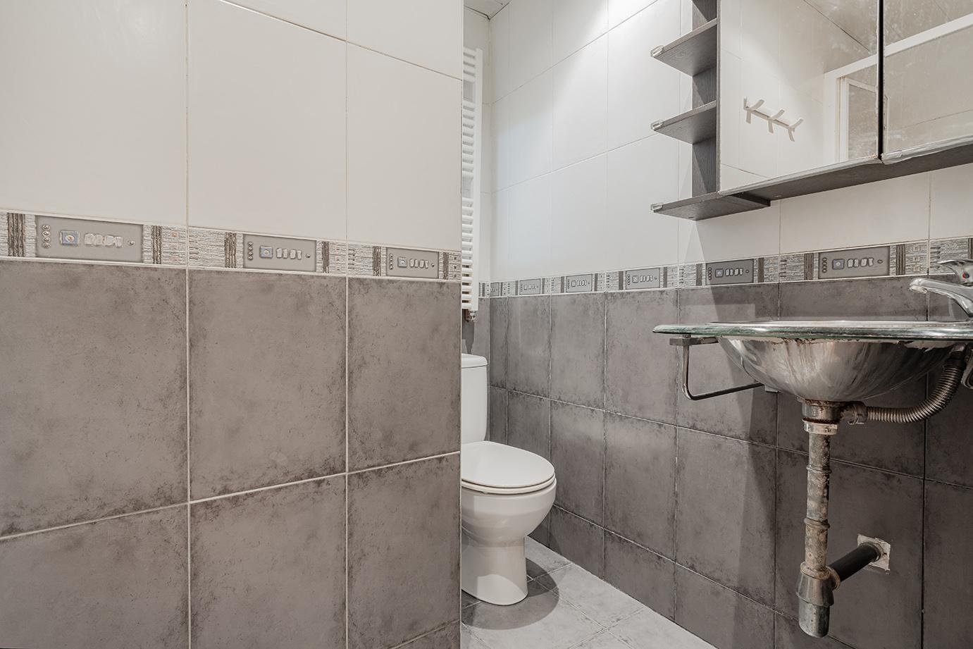 Piso – Barcelona 60.00 m2 photo12