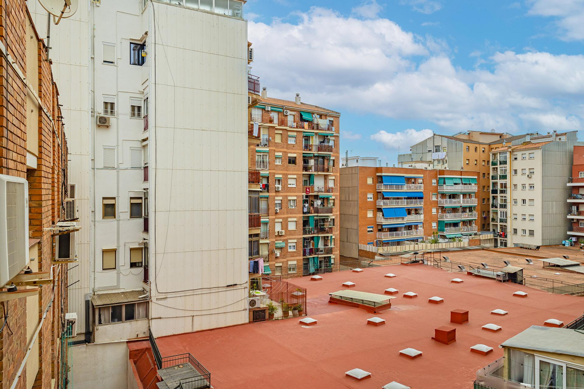 Piso – Barcelona 60.00 m2 photo20