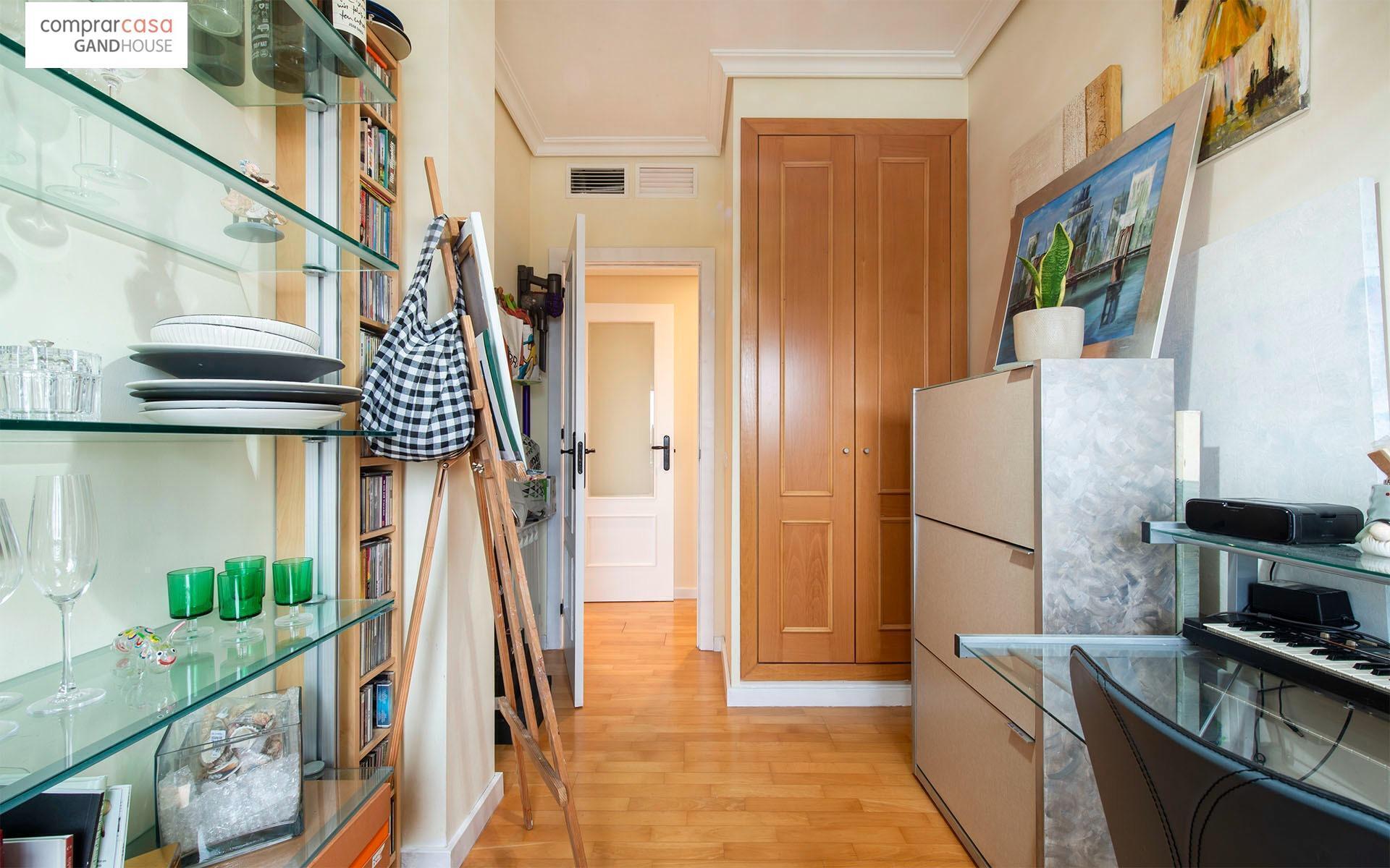 Piso – Sabadell 206.00 m2 photo16