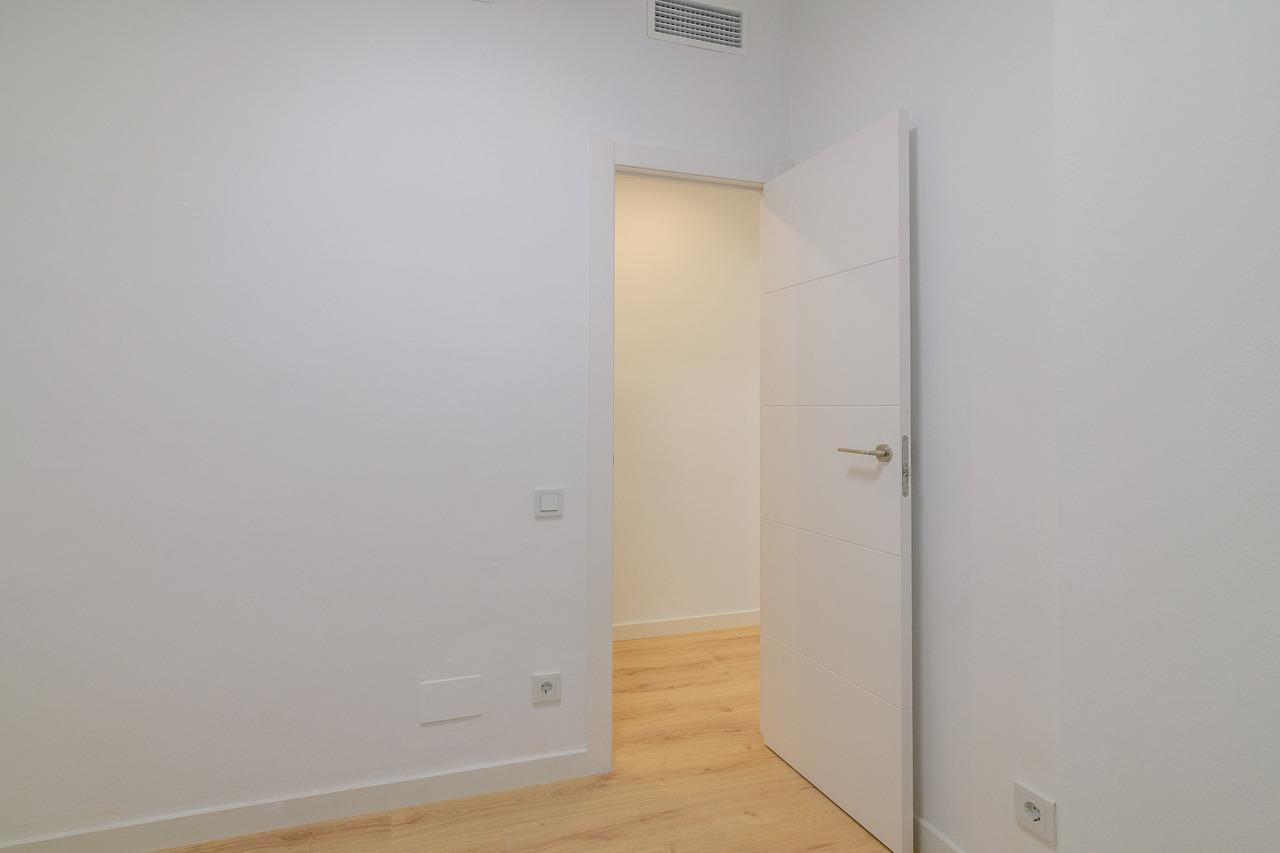 Pis – Barcelona 100.00 m2 photo9