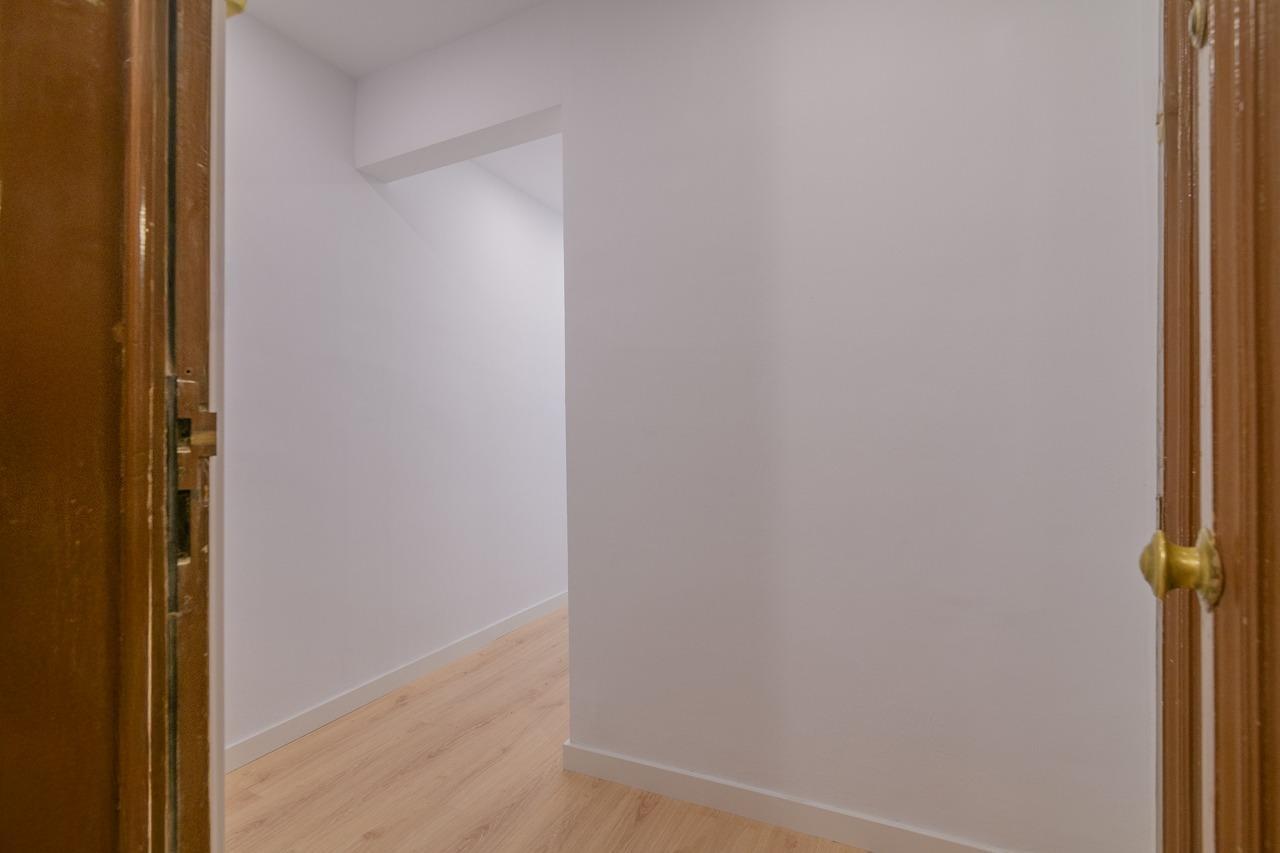 Piso – Barcelona 100.00 m2 photo3