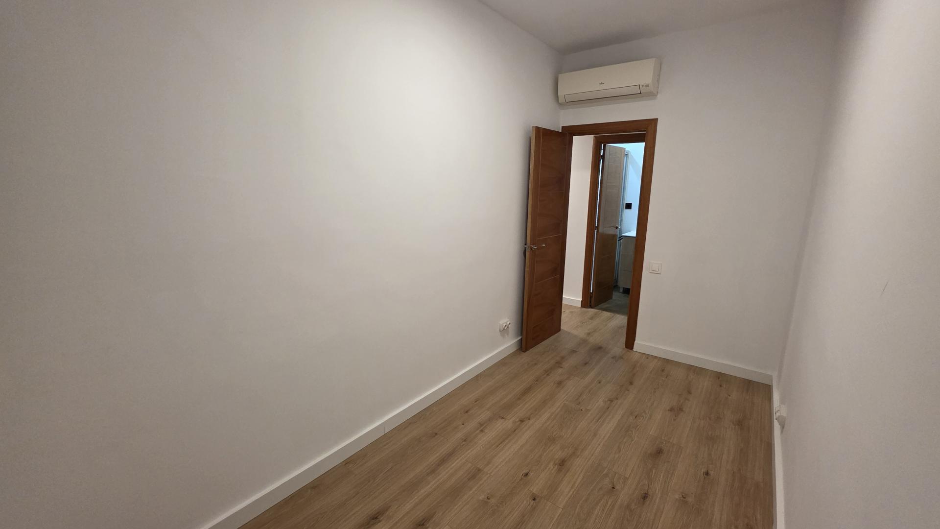 Pis – Barcelona 84.00 m2 photo22