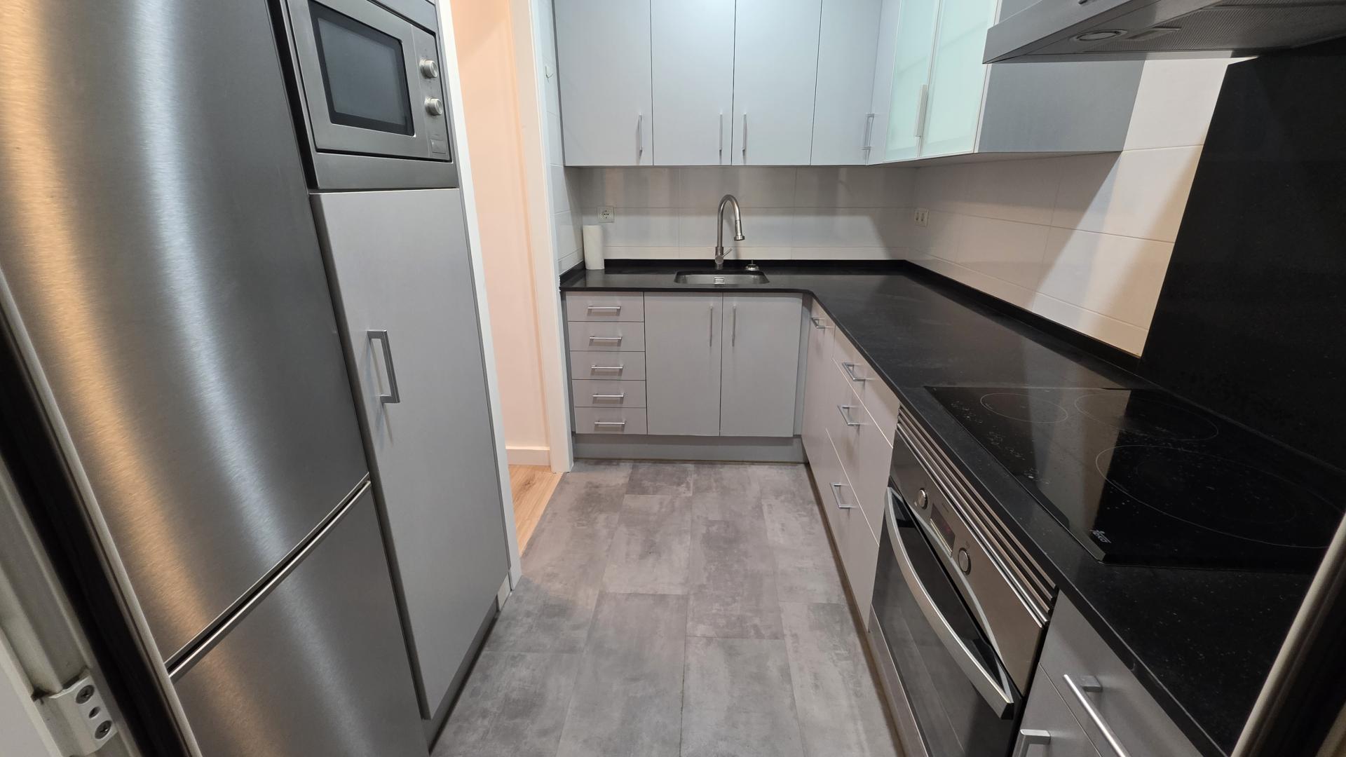 Pis – Barcelona 84.00 m2 photo14