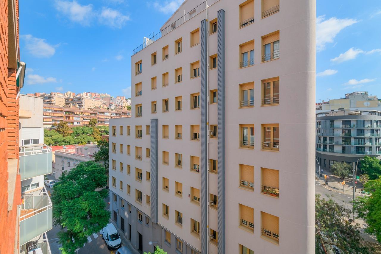 Pis – Barcelona 88.00 m2 photo12