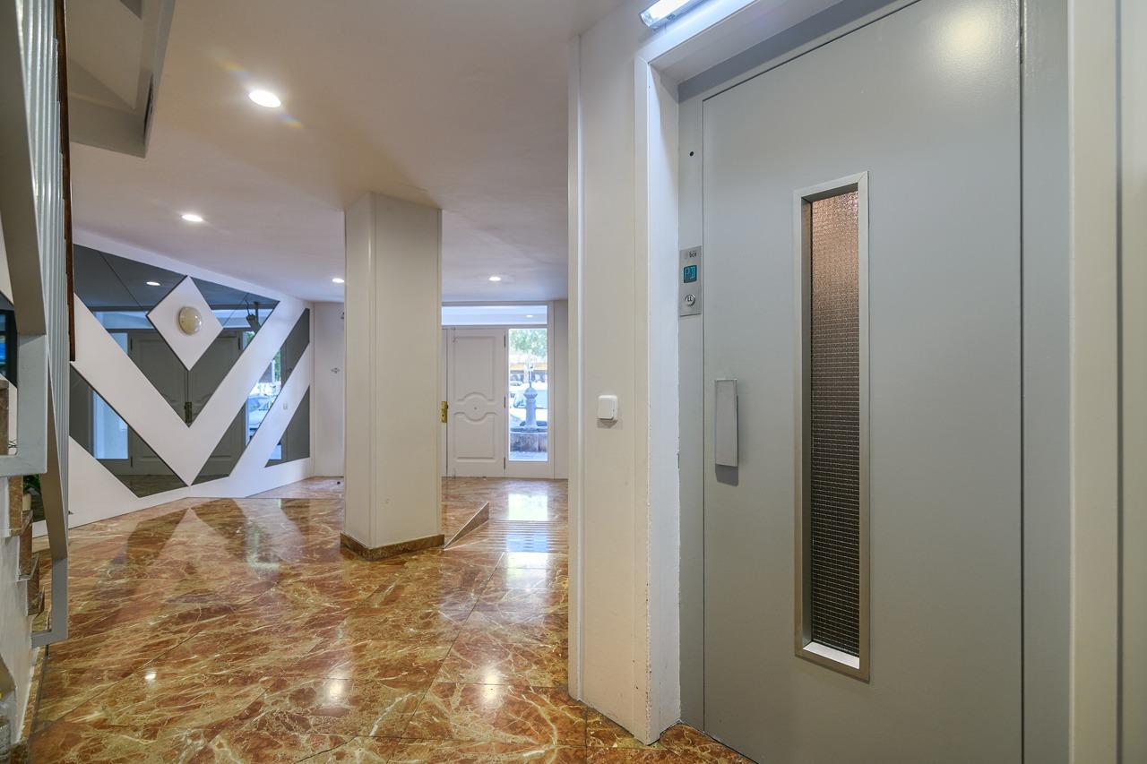 Piso – Barcelona 121.00 m2 photo39