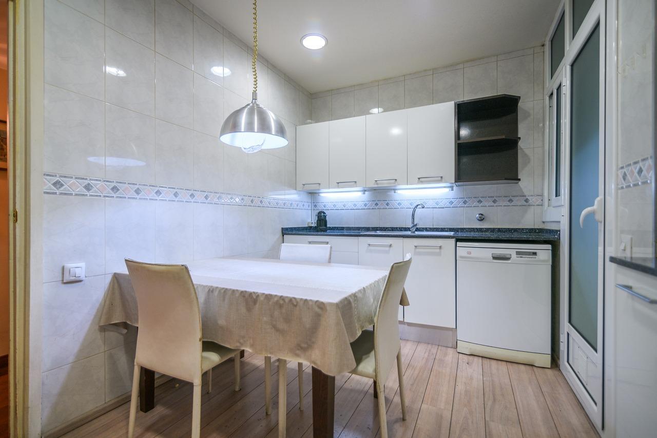 Piso – Barcelona 121.00 m2 photo17