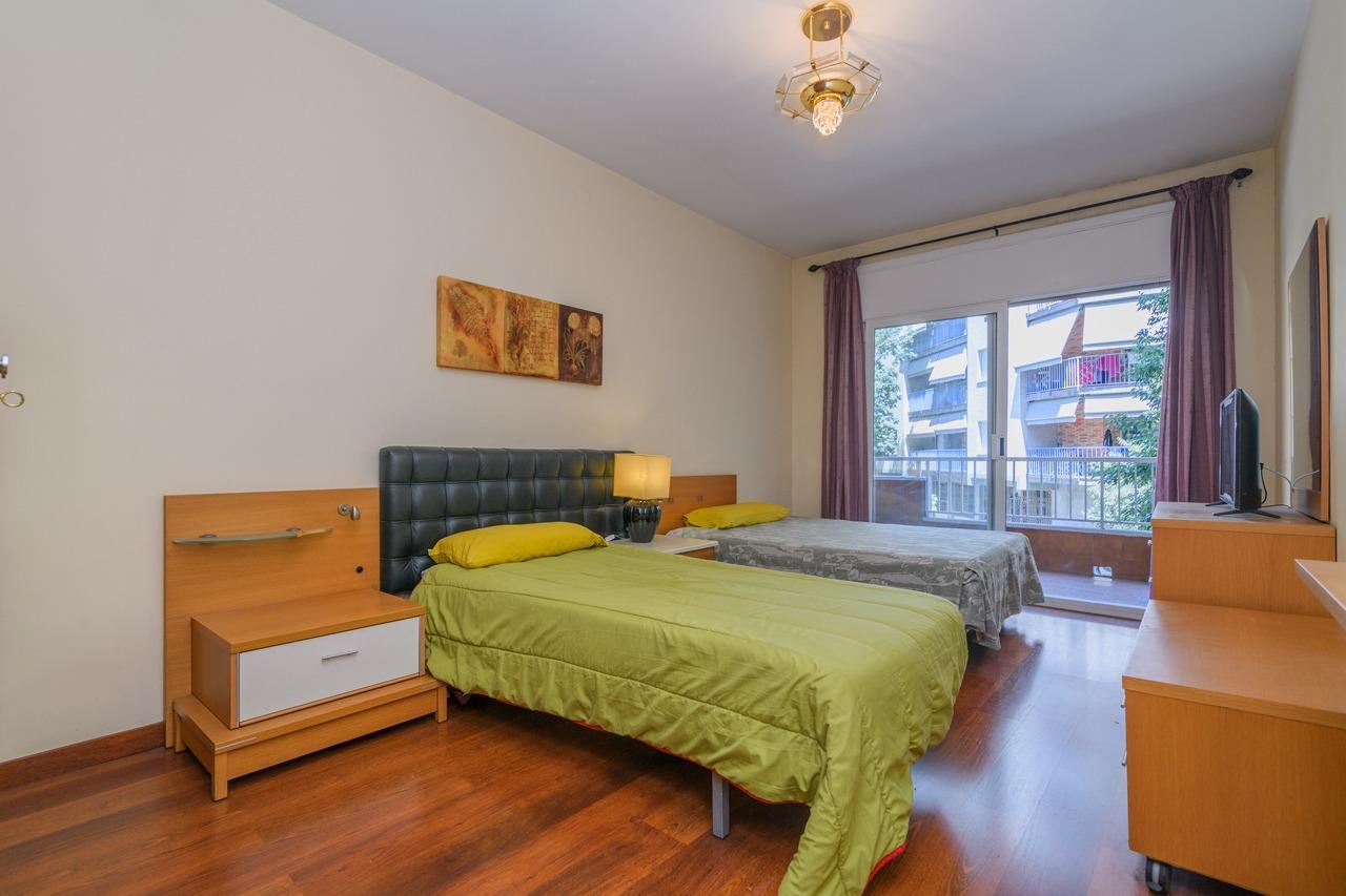 Piso – Barcelona 121.00 m2 photo22