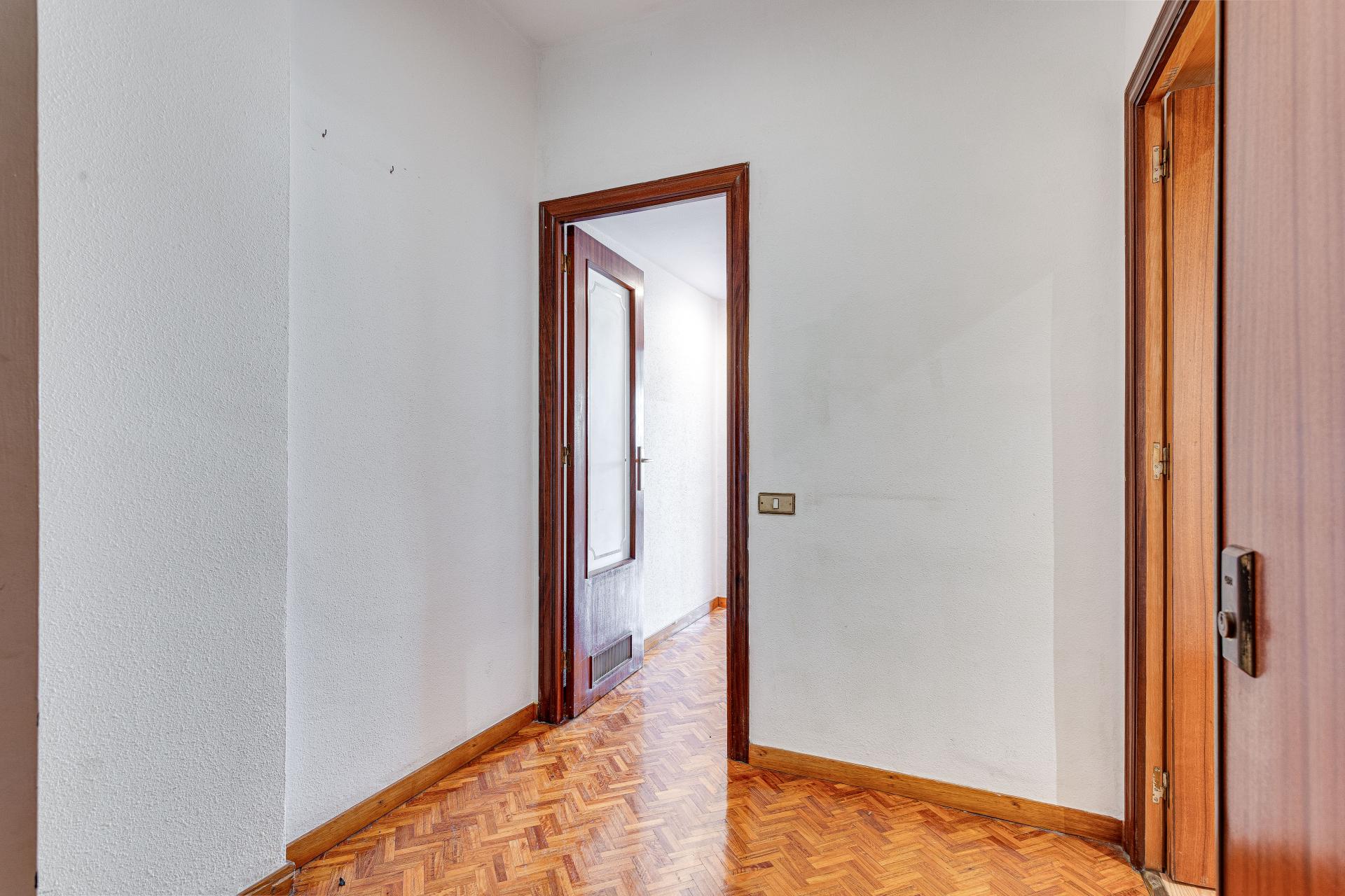 Piso – Barcelona 60.00 m2 photo3