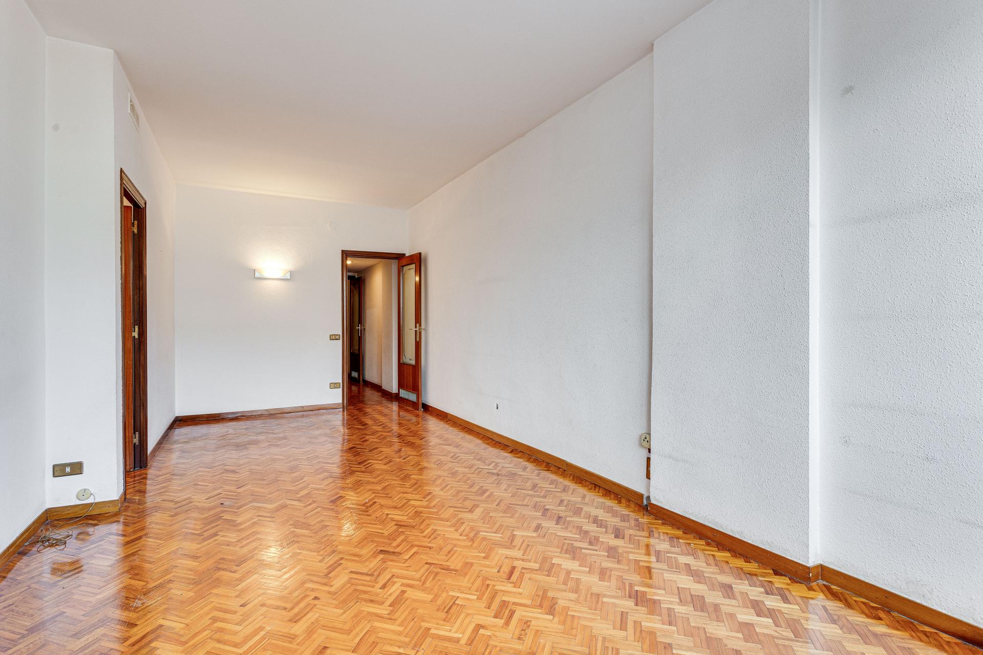 Piso – Barcelona 60.00 m2 photo55