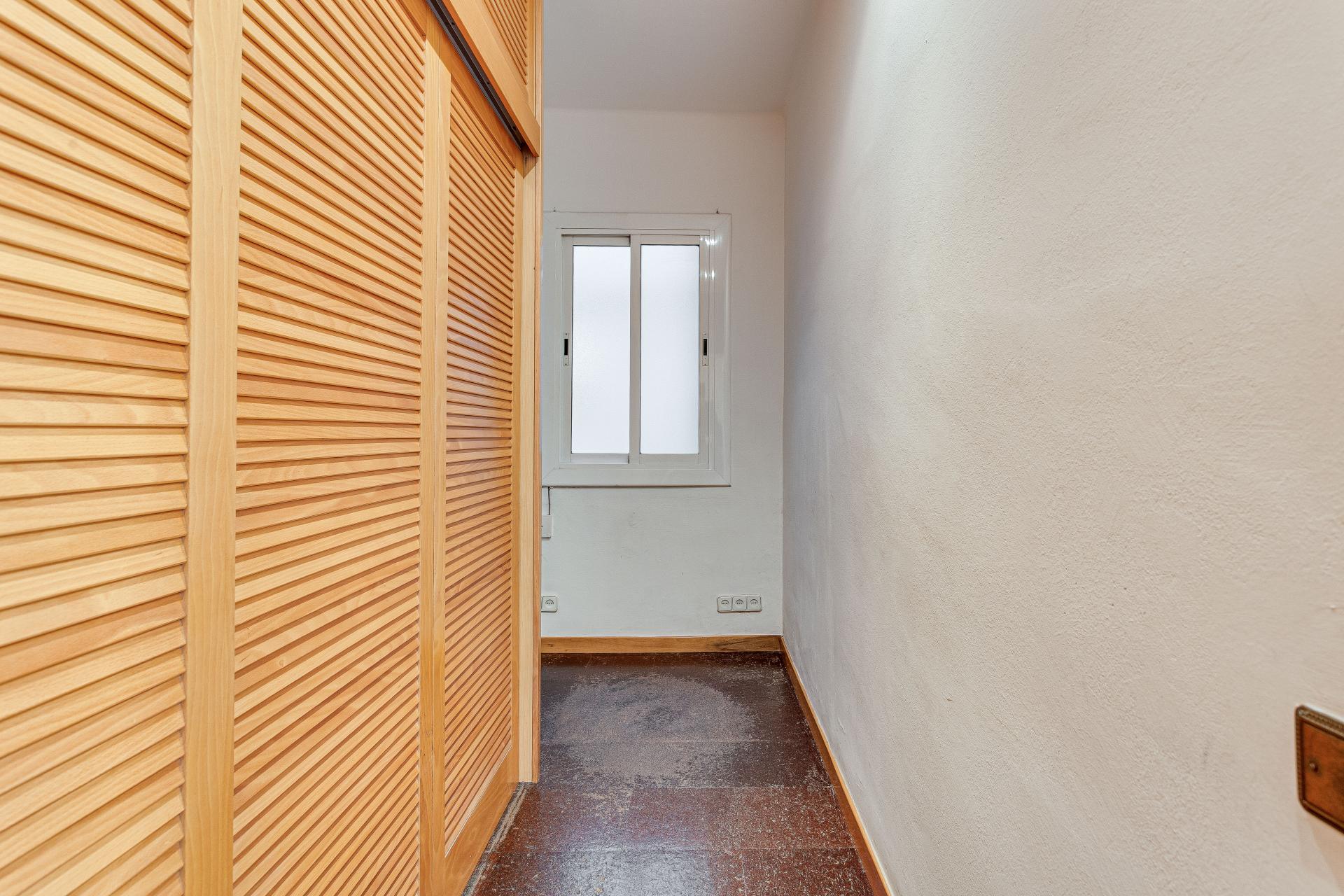 Piso – Barcelona 60.00 m2 photo44