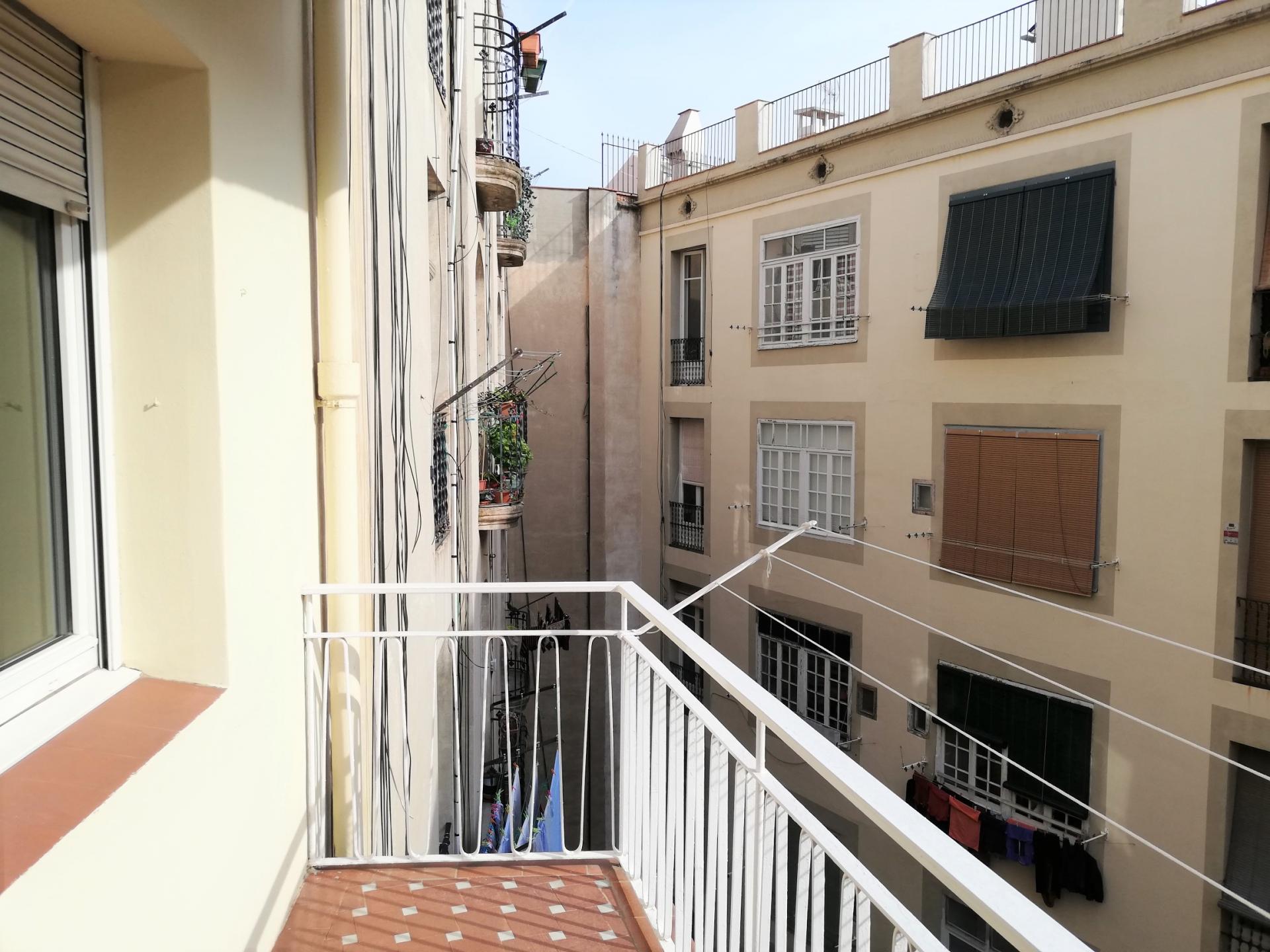 Piso – Barcelona 63.00 m2 photo15