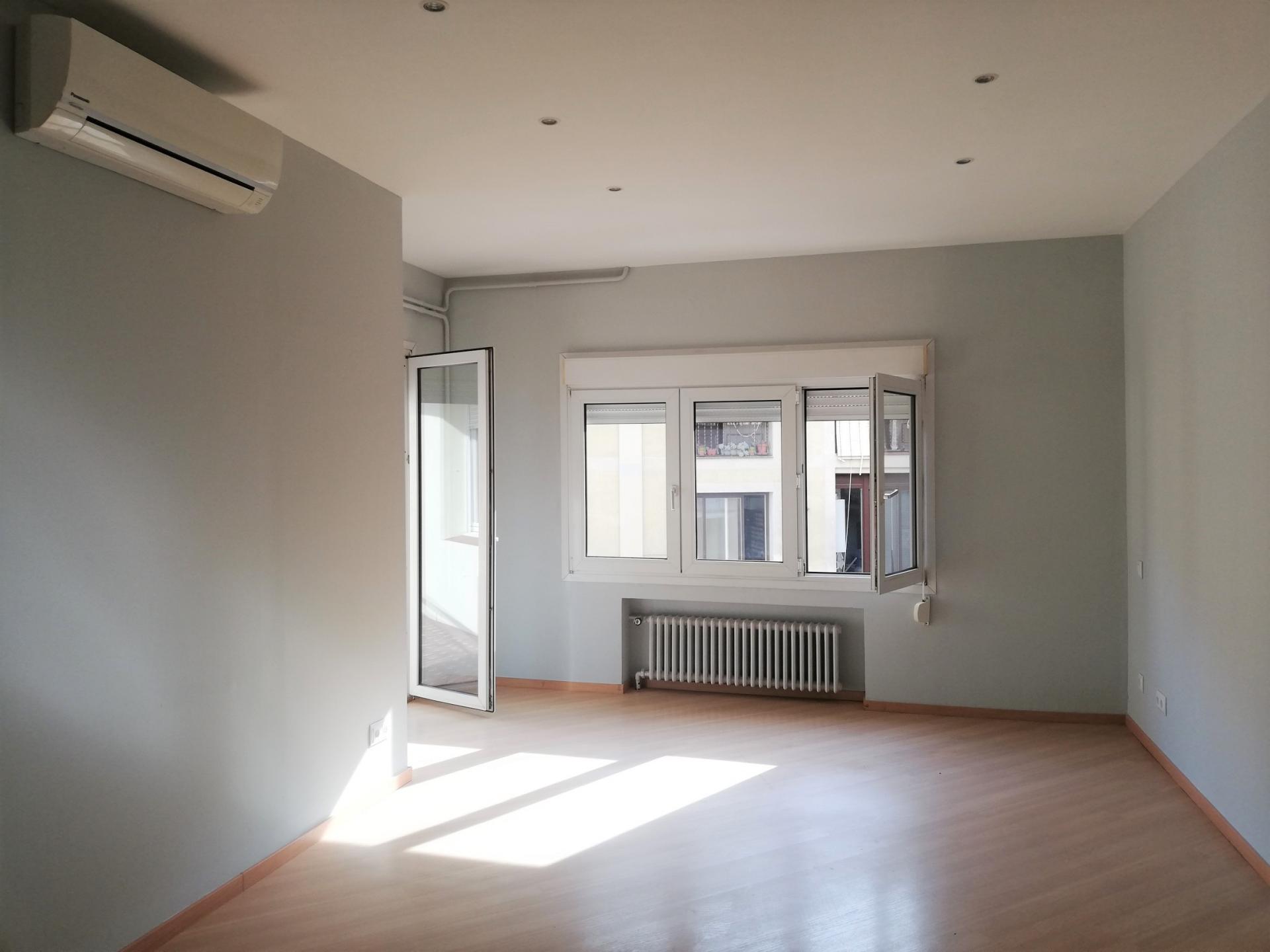 Piso – Barcelona 63.00 m2 photo18