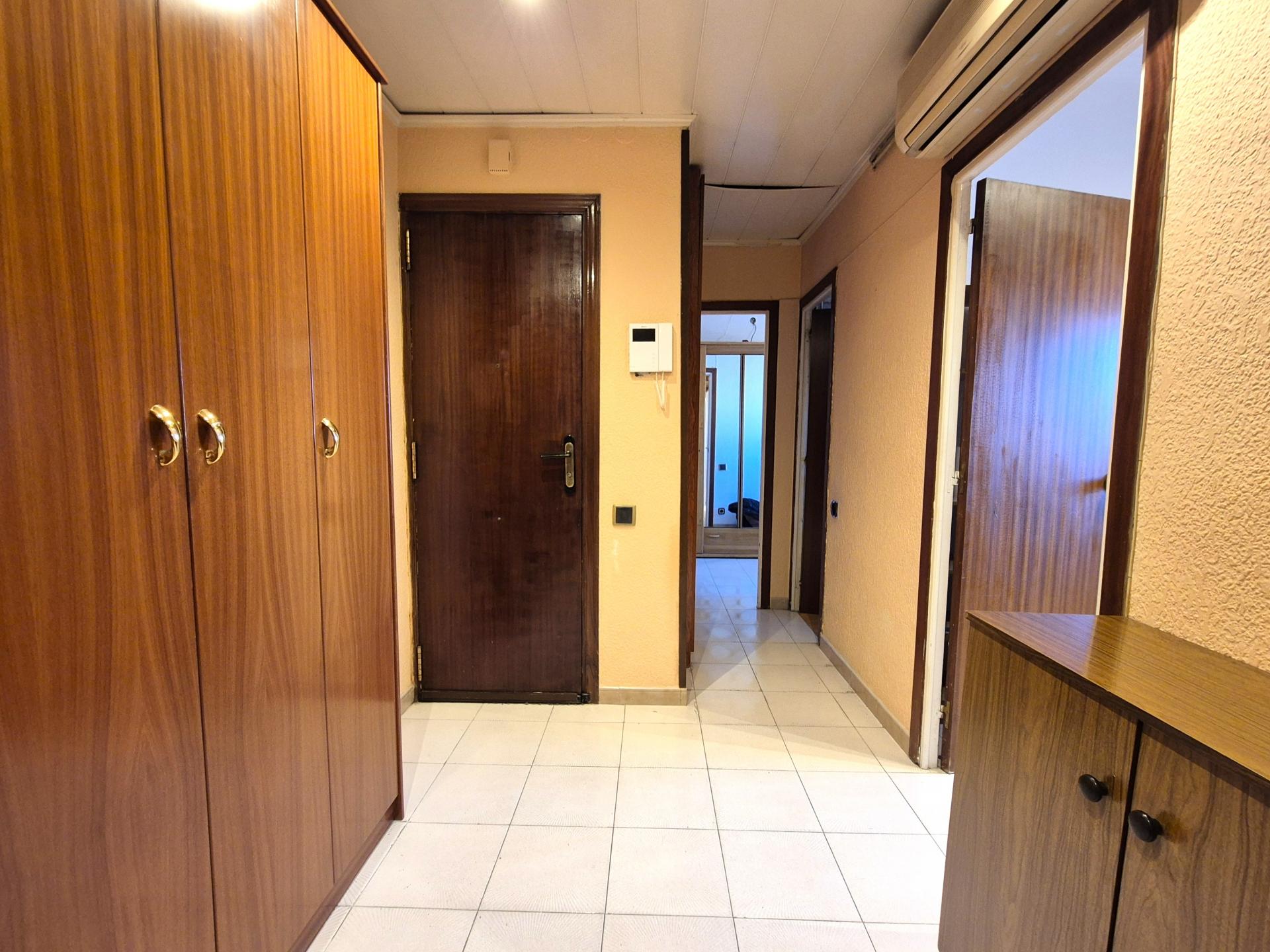 Piso – Barcelona 76.00 m2 photo17