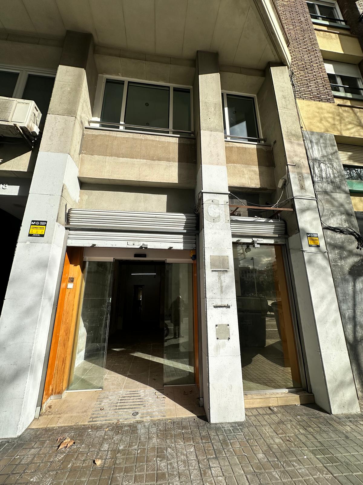 Local comercial – Barcelona 59.00 m2 photo2