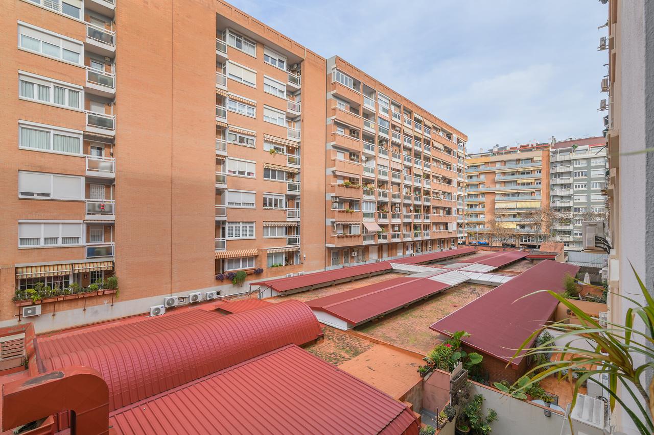 Piso – Barcelona 85.00 m2 photo41