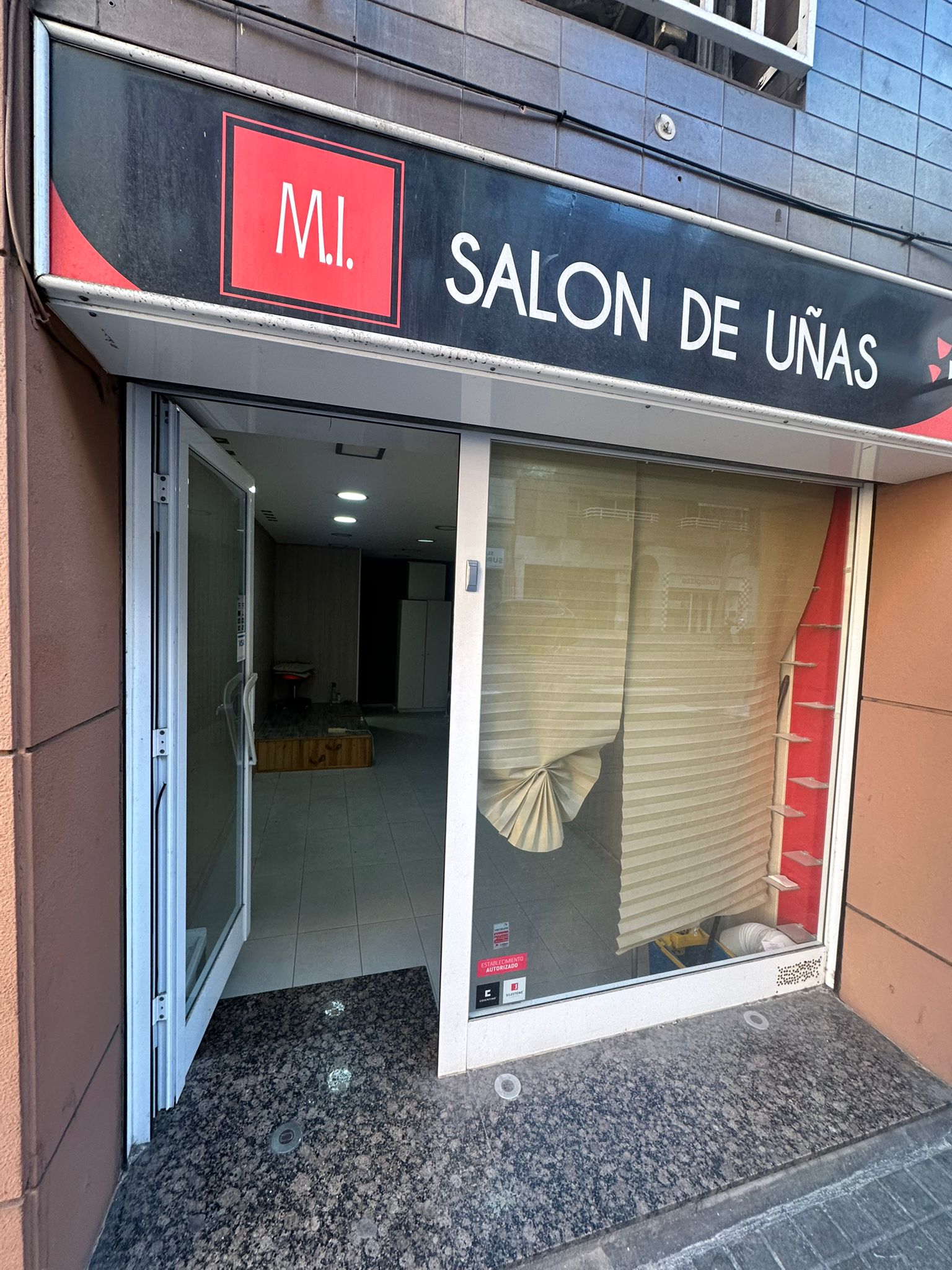 Local comercial – Barcelona 30.00 m2 photo5