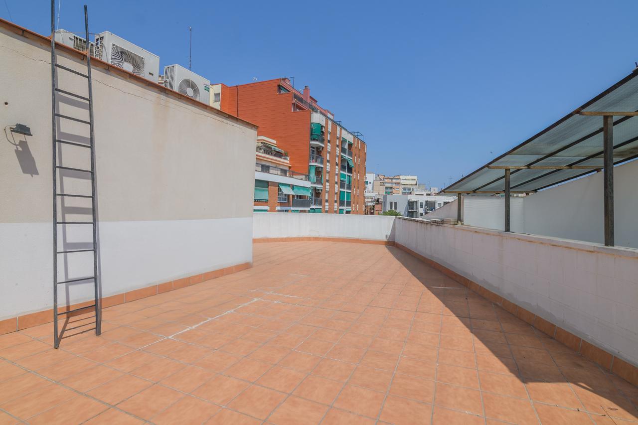 Piso – Hospitalet de Llobregat 150.00 m2 photo29