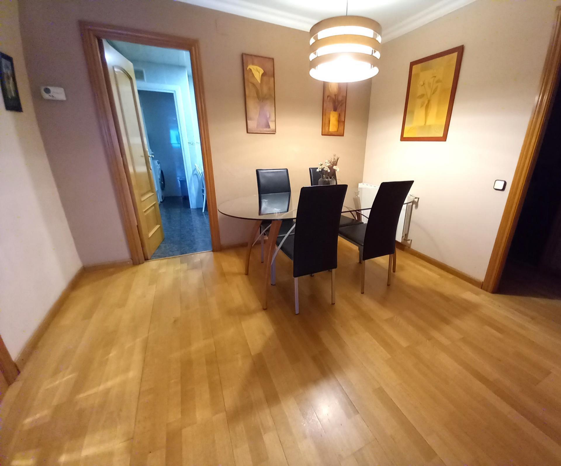 Piso – Barcelona 96.00 m2 photo4