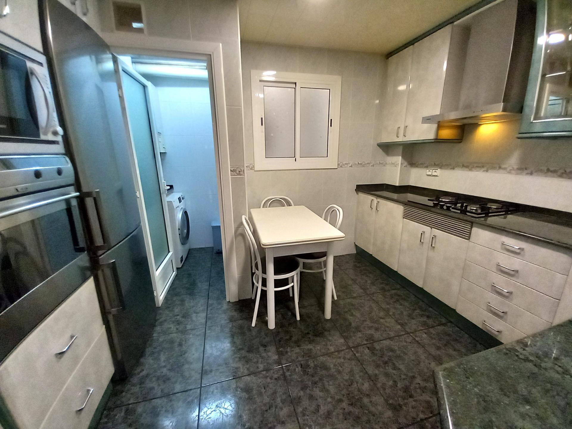 Piso – Barcelona 96.00 m2 photo7