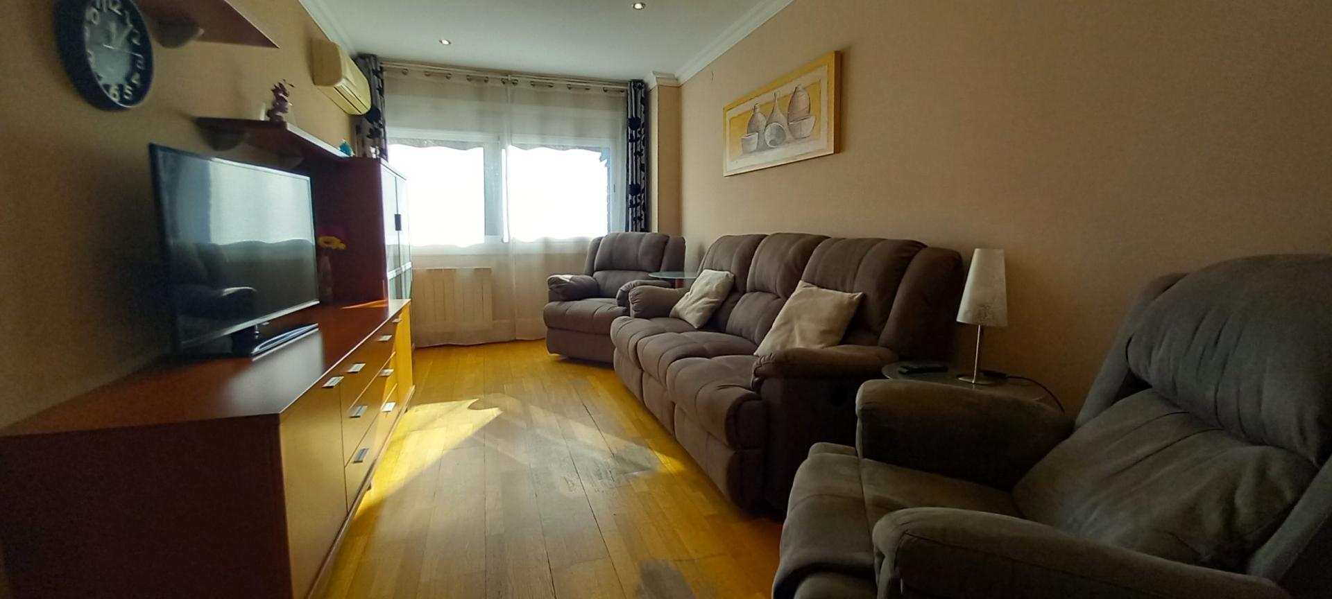 Piso – Barcelona 96.00 m2 photo2
