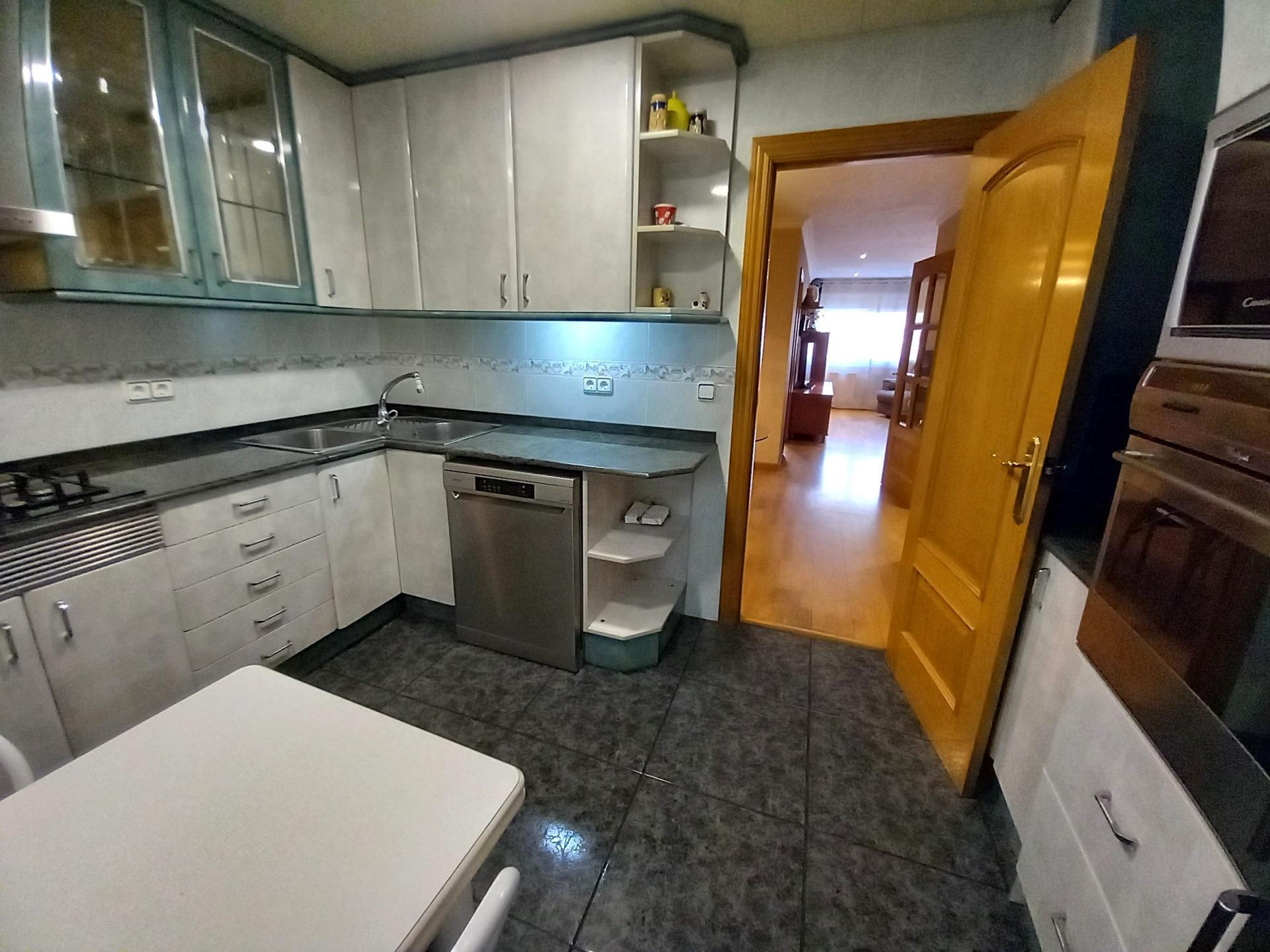 Piso – Barcelona 96.00 m2 photo10