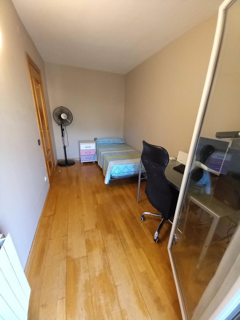 Piso – Barcelona 96.00 m2 photo17