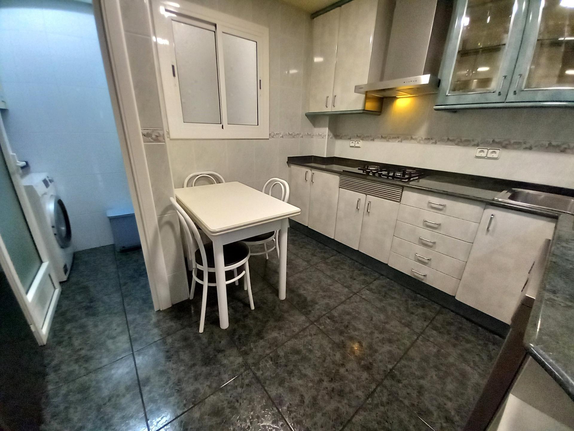 Piso – Barcelona 96.00 m2 photo6
