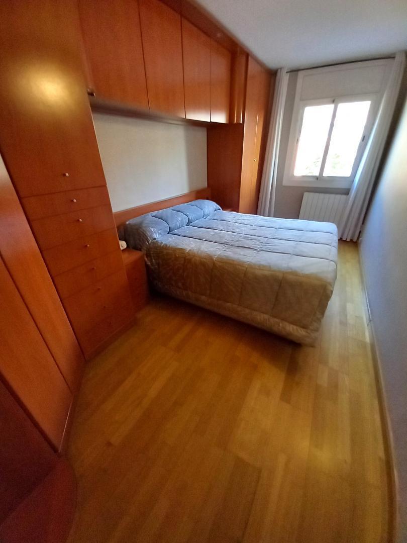 Piso – Barcelona 96.00 m2 photo13