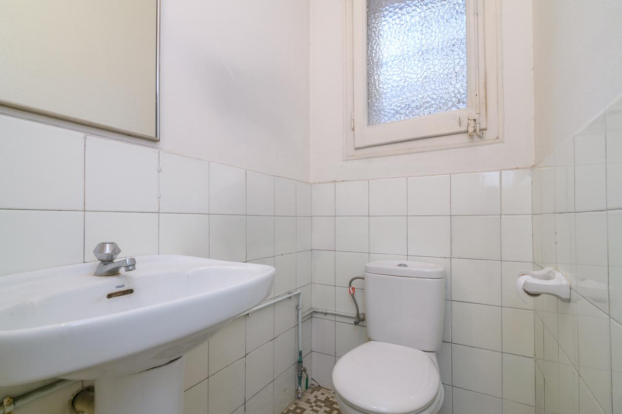 Local comercial – Barcelona 263.00 m2 photo16