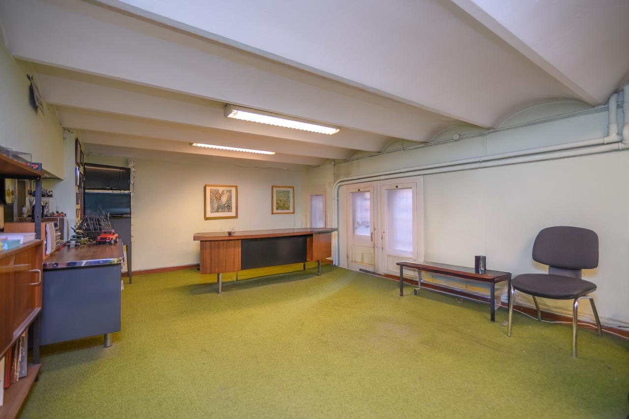Local comercial – Barcelona 263.00 m2 photo19