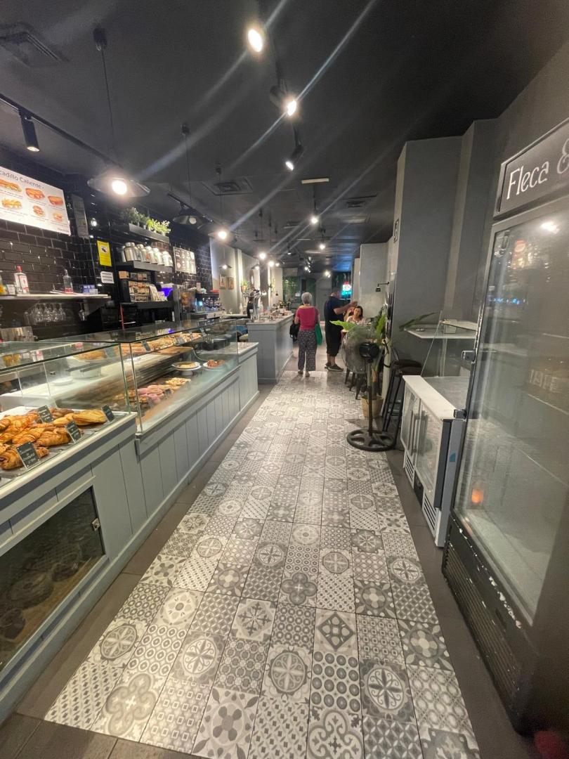 Local comercial – Barcelona 180.00 m2 photo6